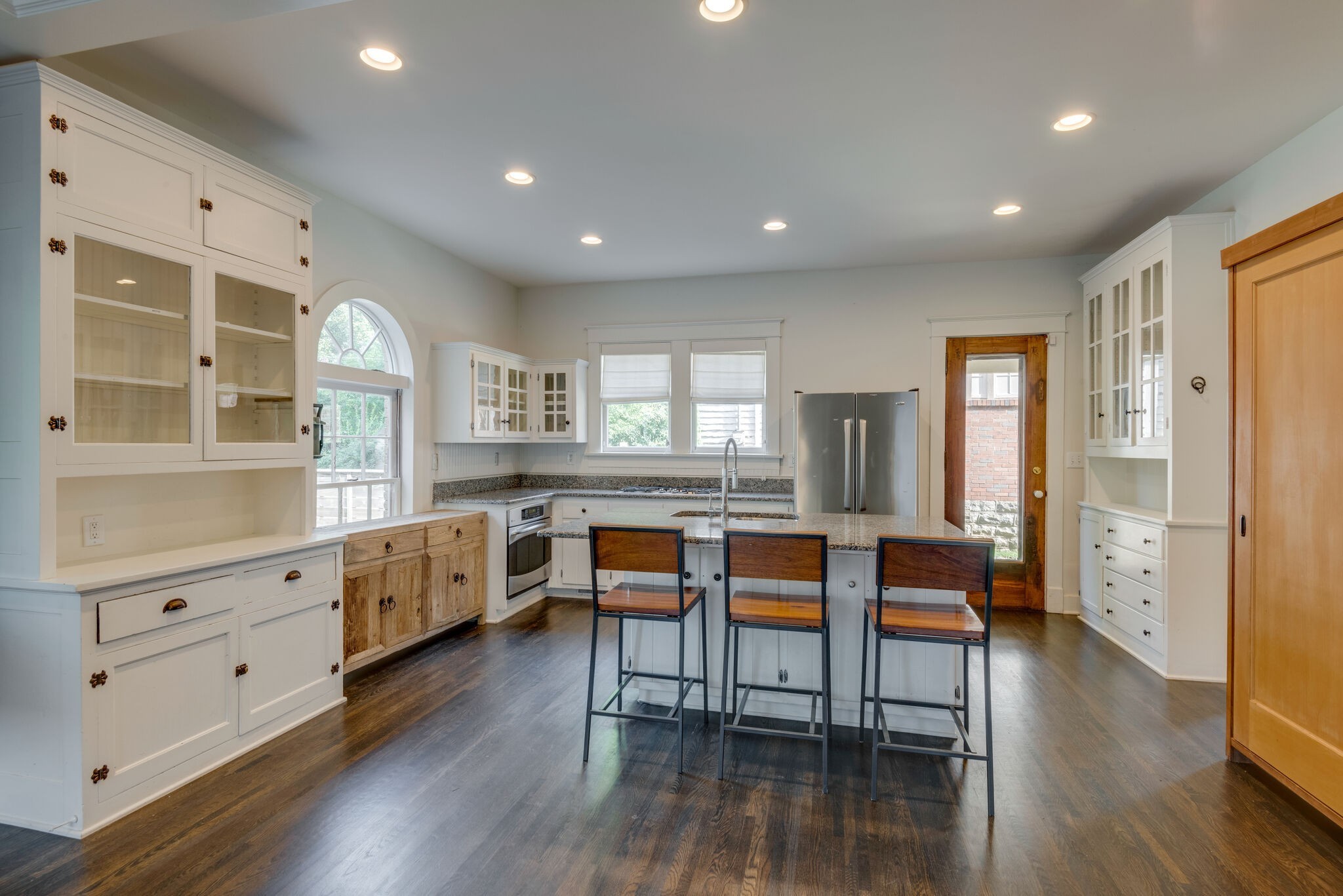 227 Carden Ave Unit: A