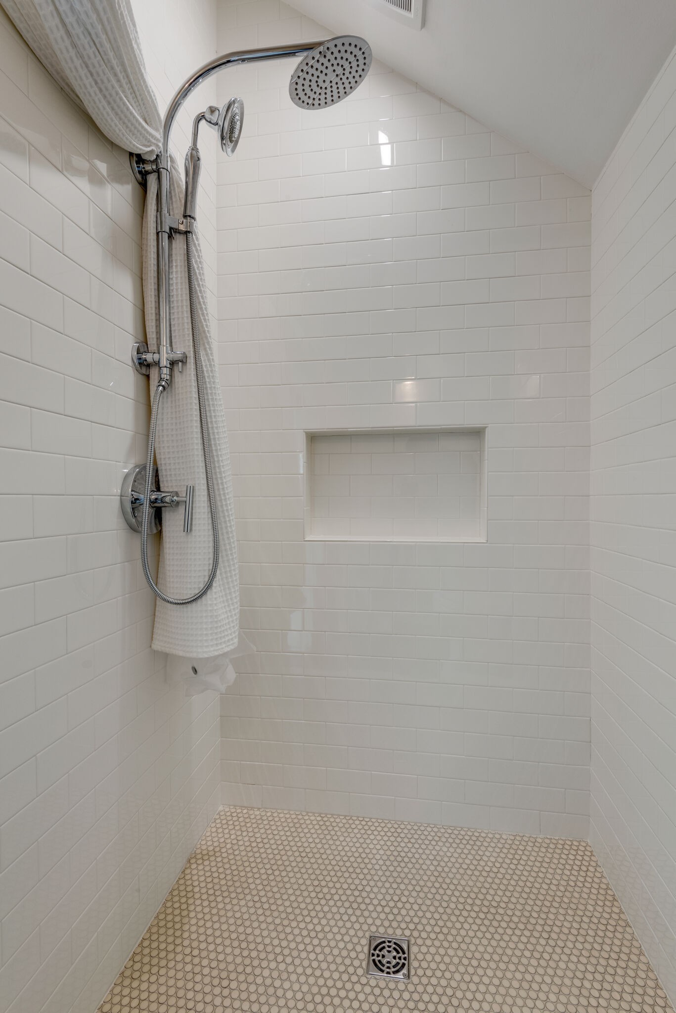 227 Carden Ave Unit: A