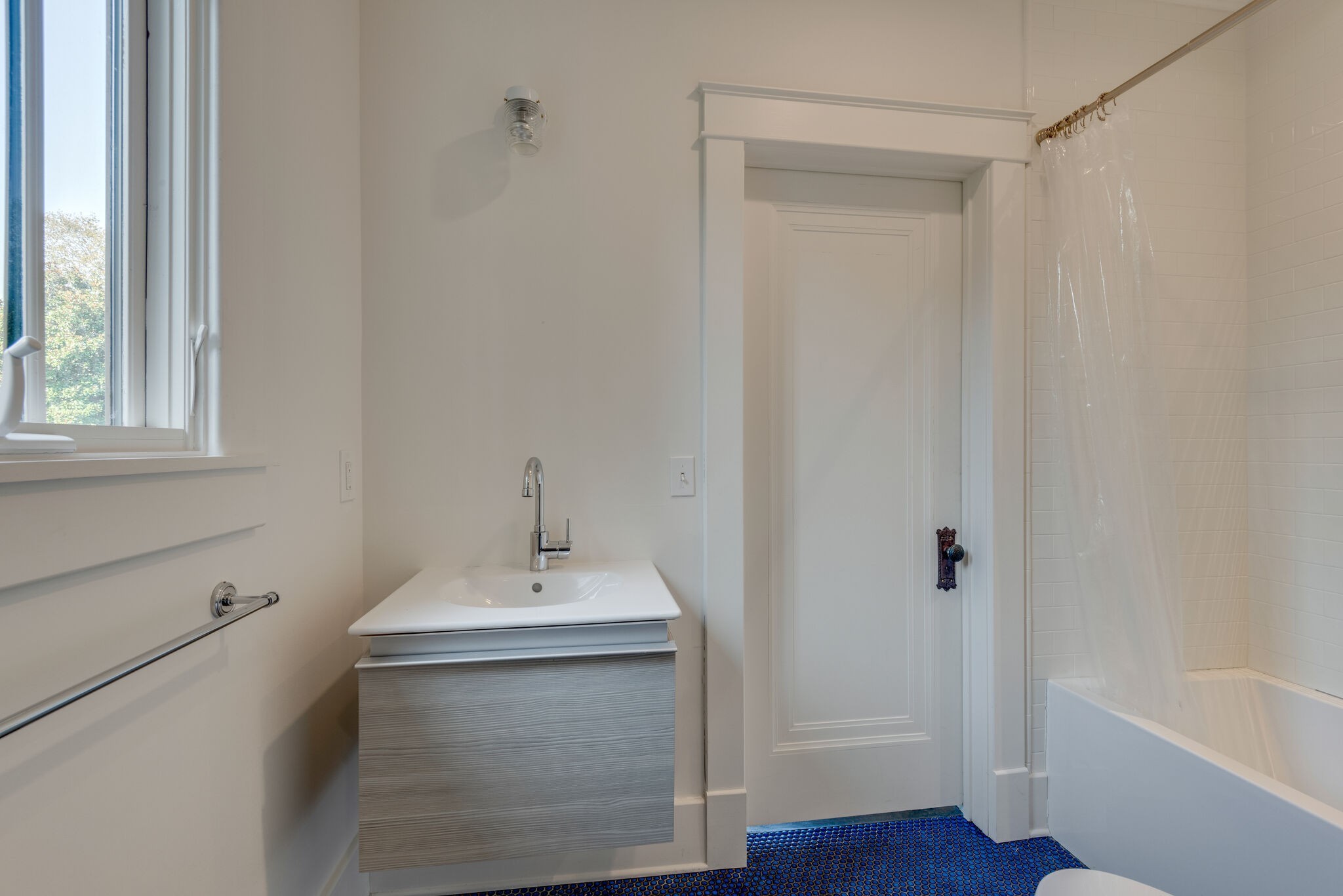 227 Carden Ave Unit: A