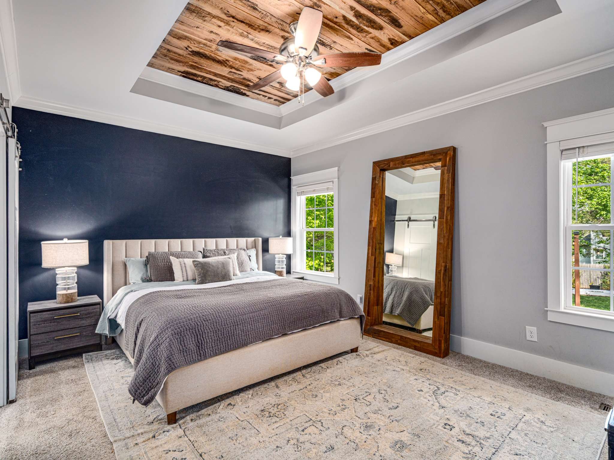 7104 Pepper Tree Cir