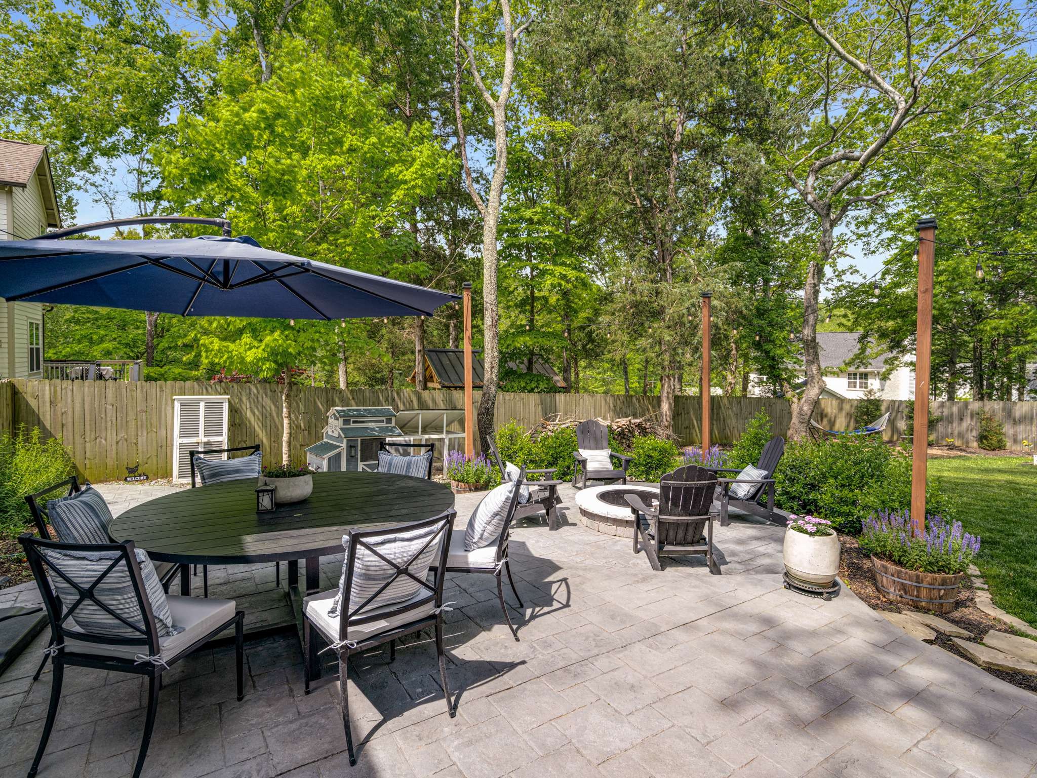 7104 Pepper Tree Cir