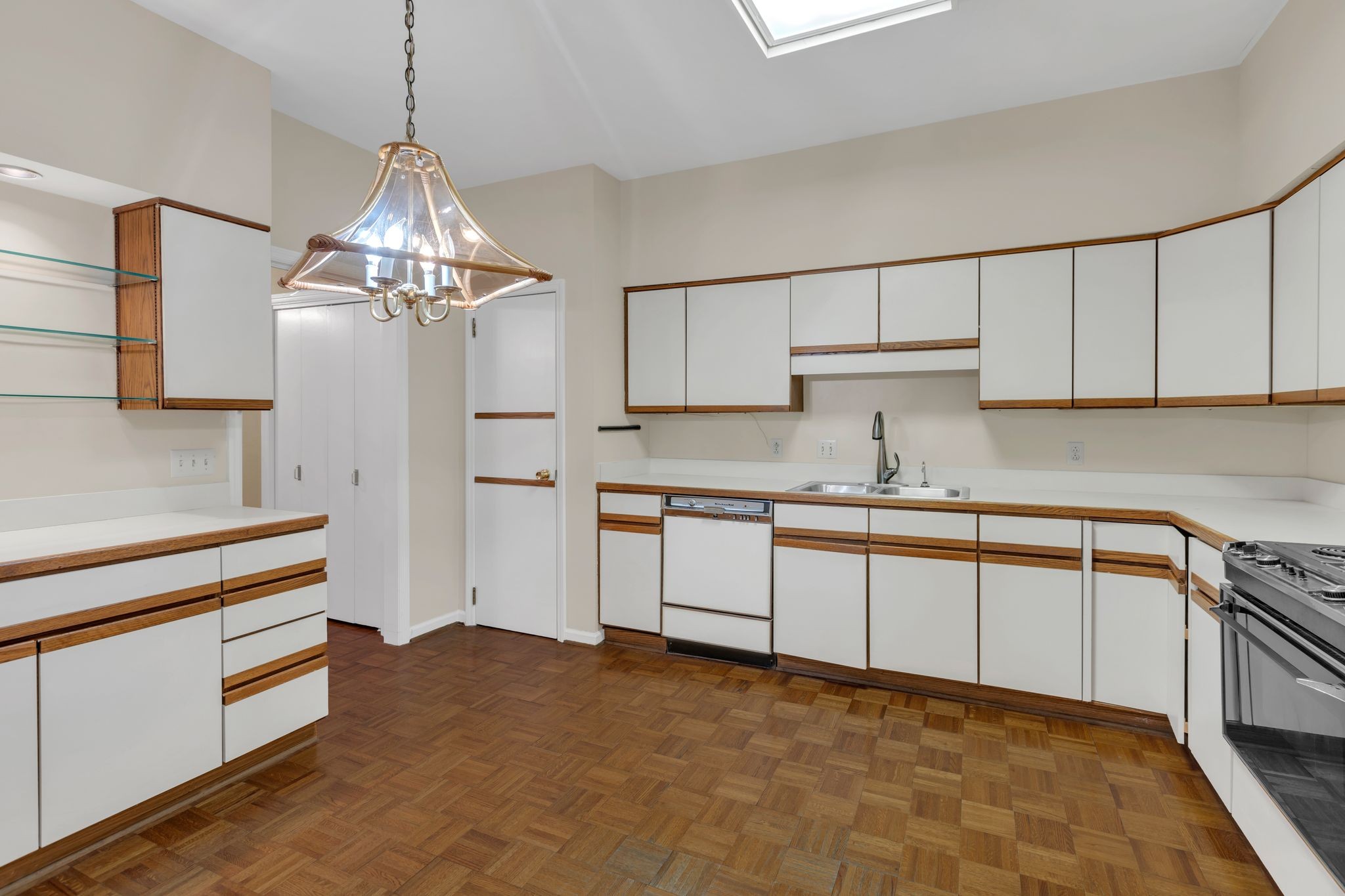 4500 Post Rd Unit: 5