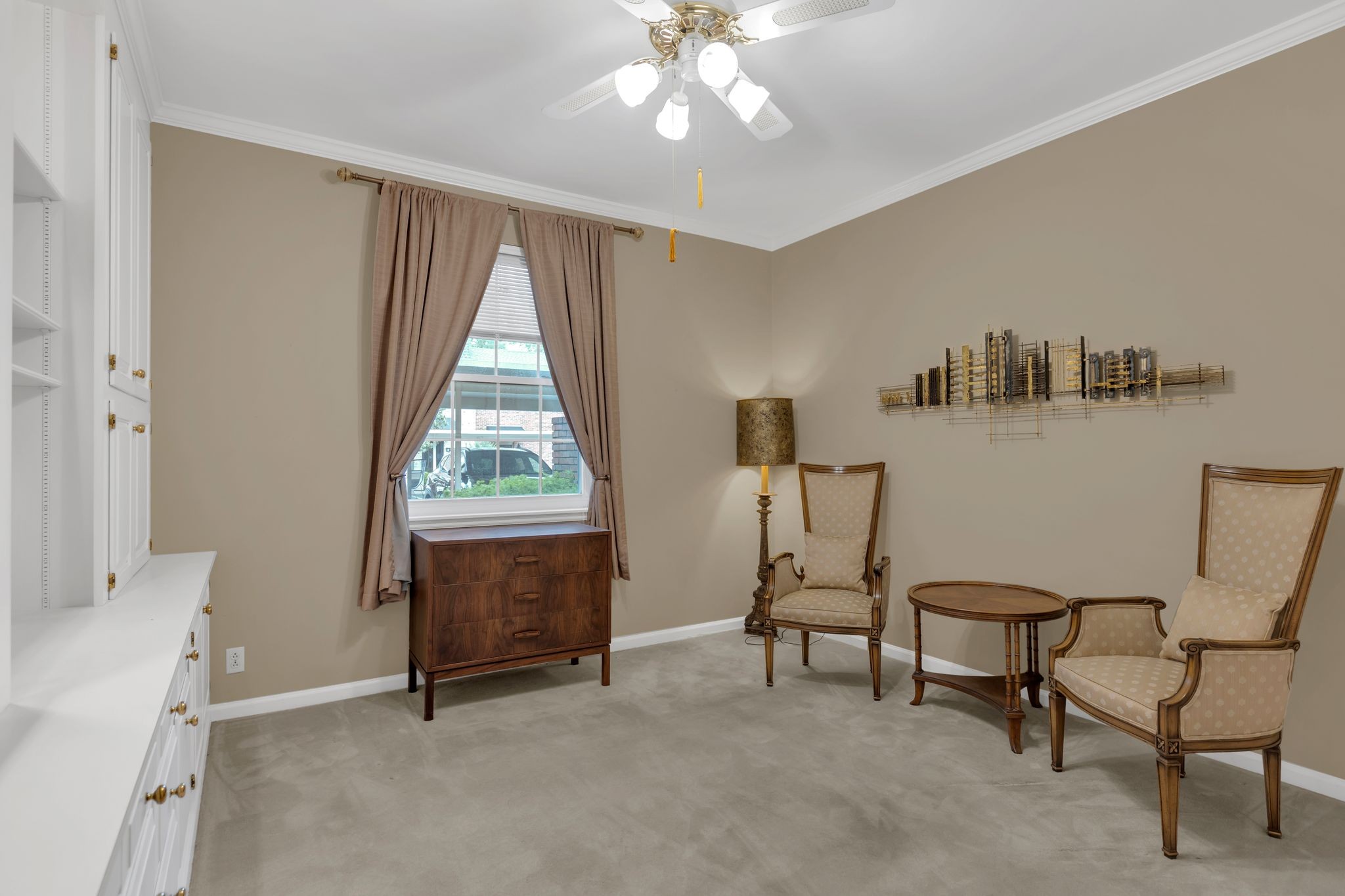 4500 Post Rd Unit: 5