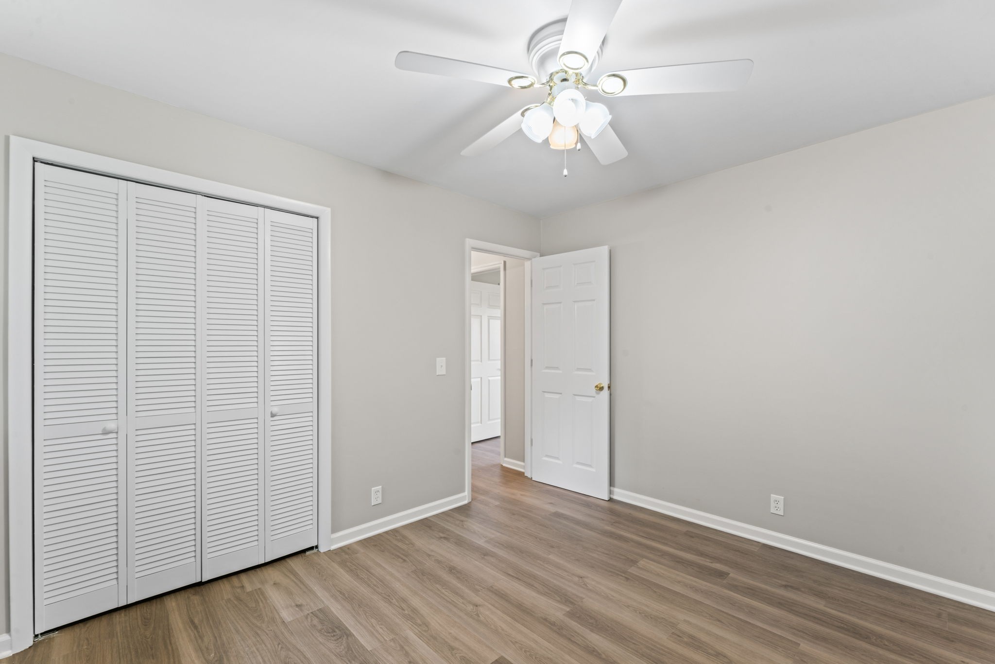 2413 Old Clarksville Pike