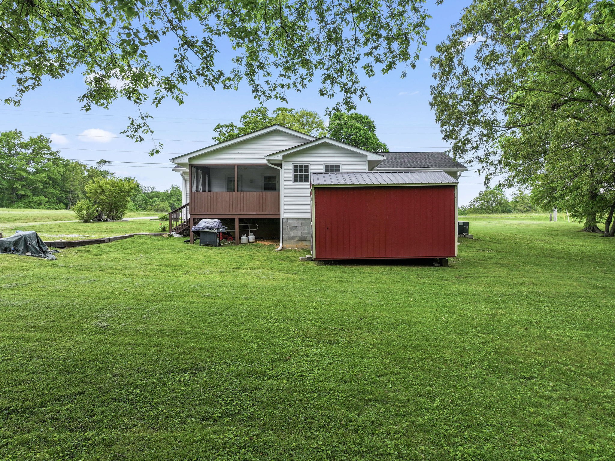 2413 Old Clarksville Pike