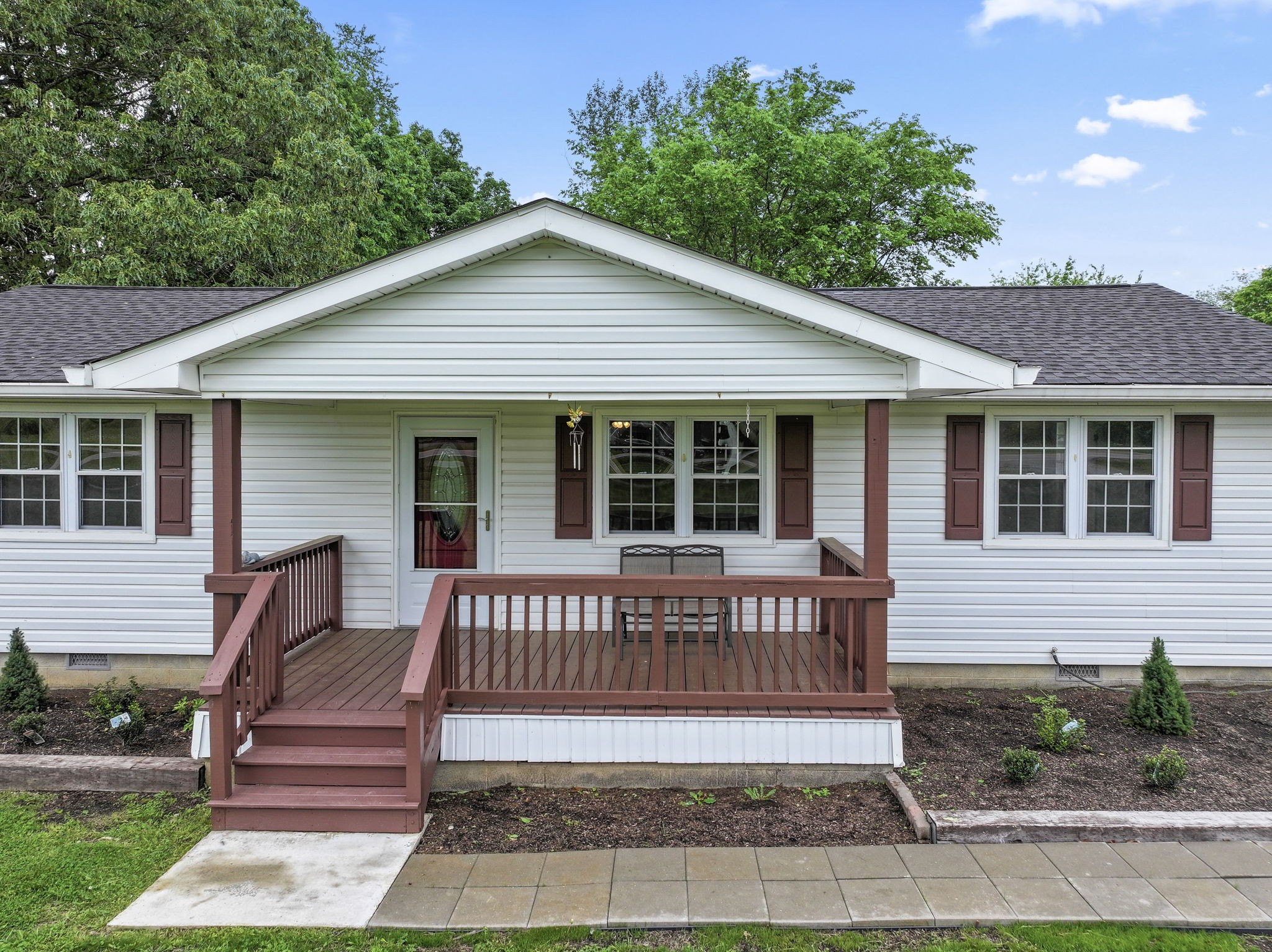 2413 Old Clarksville Pike
