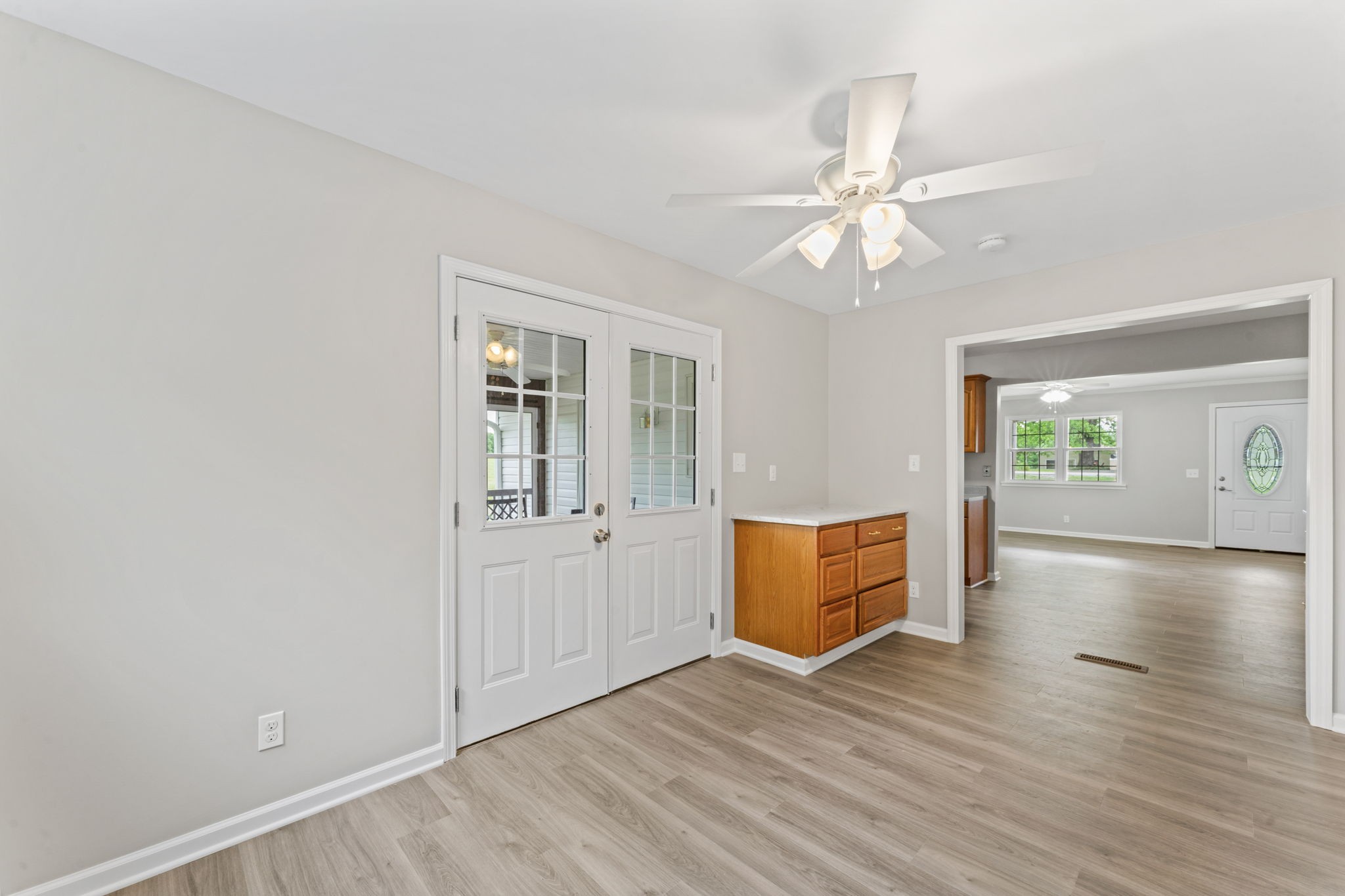2413 Old Clarksville Pike