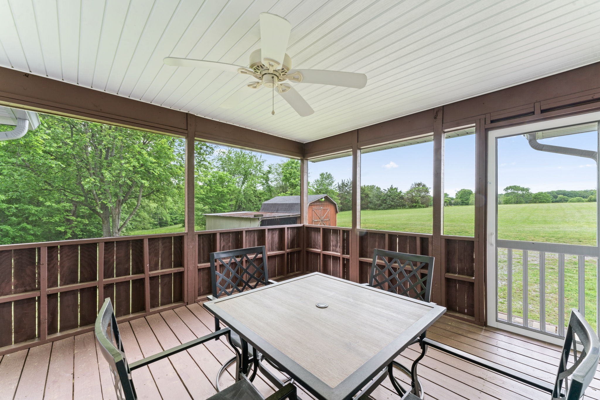 2413 Old Clarksville Pike
