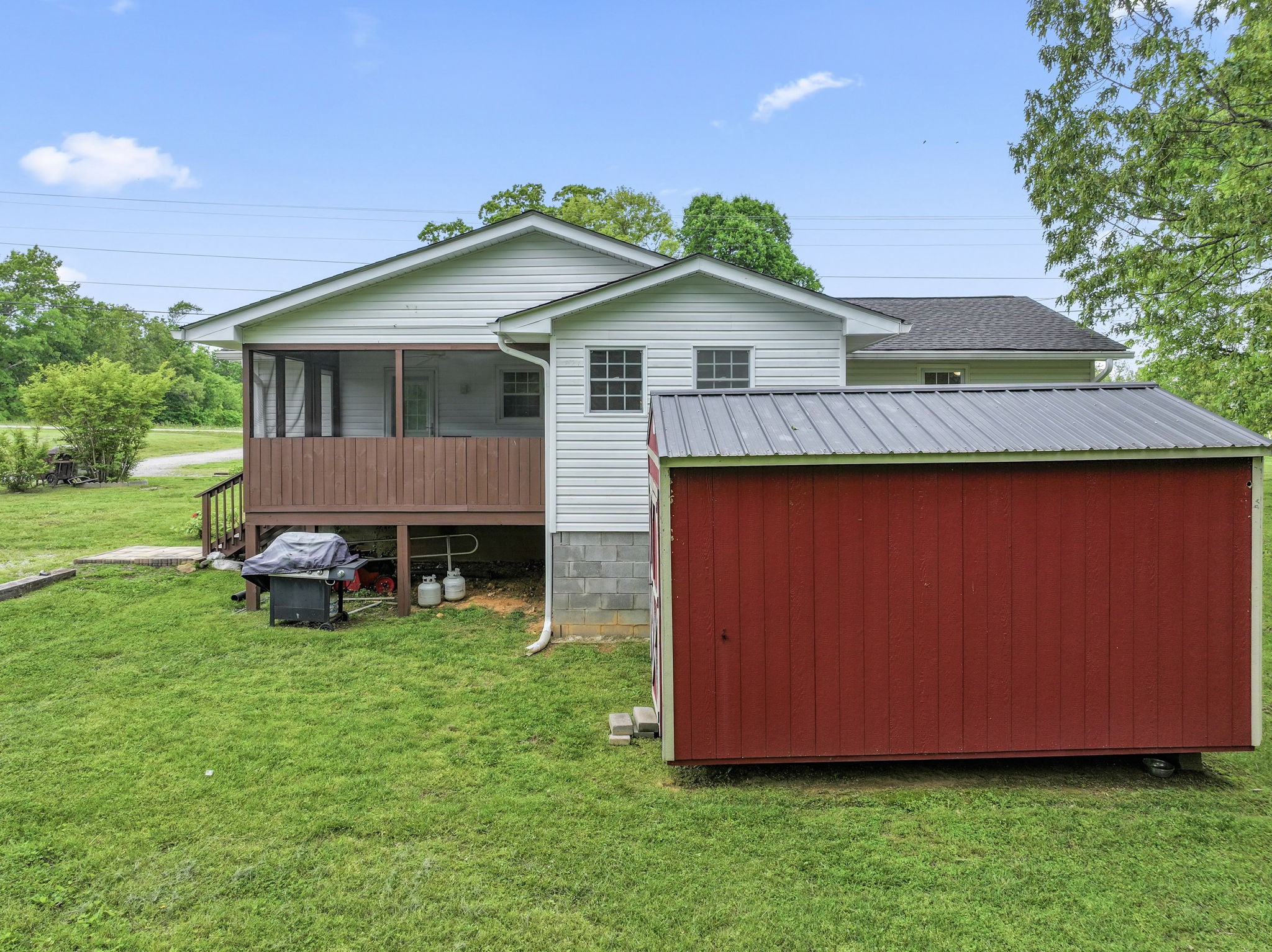 2413 Old Clarksville Pike
