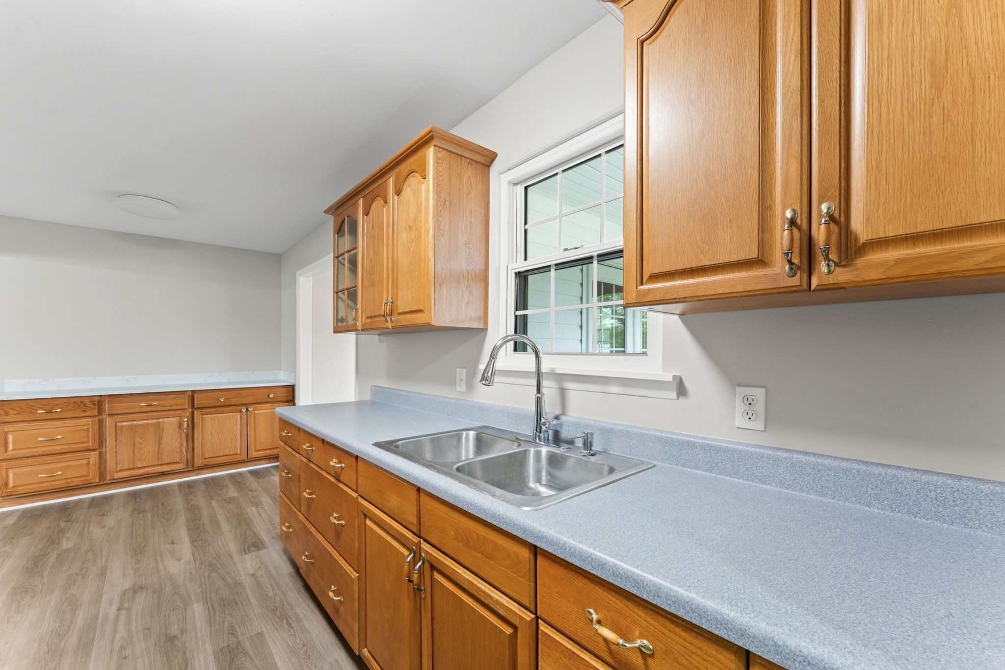 2413 Old Clarksville Pike