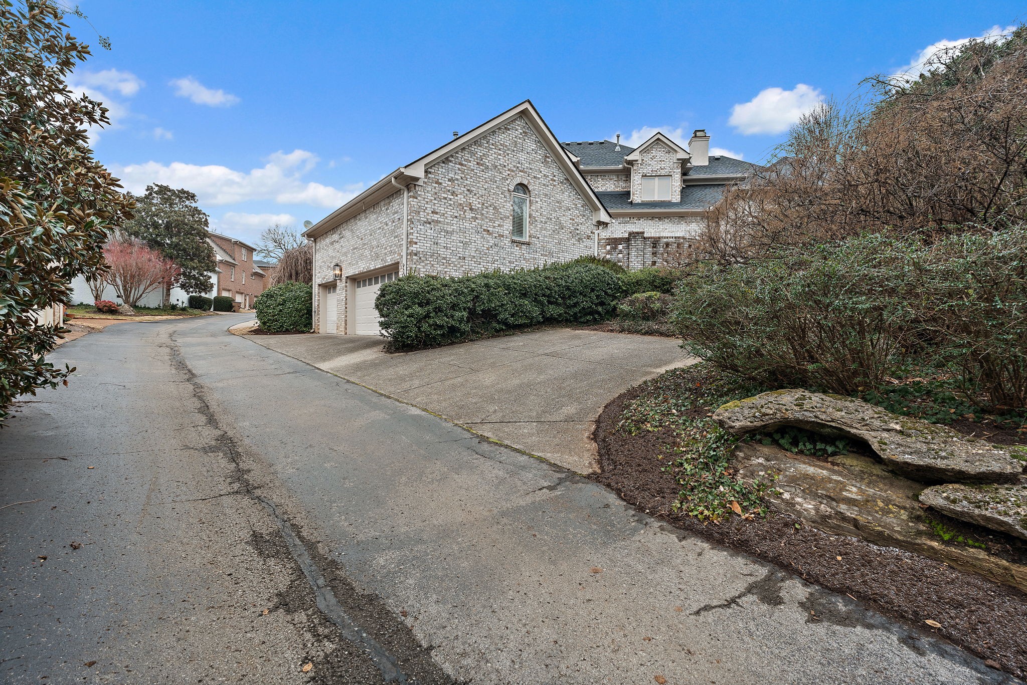 37 Erwin Ct