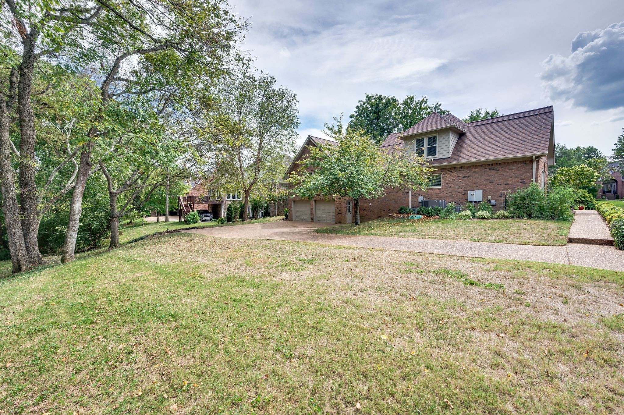 901 Kingfisher Point