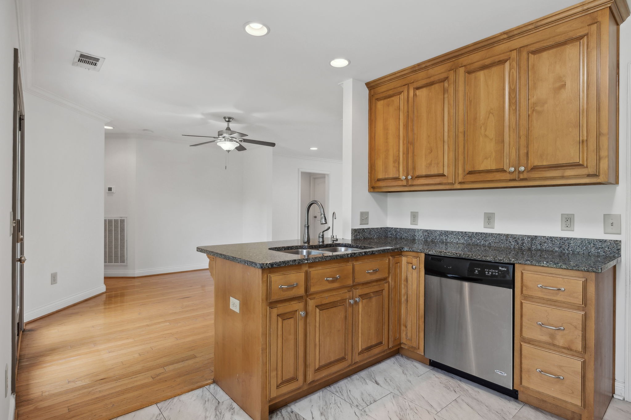 239 Tulip Hill Dr