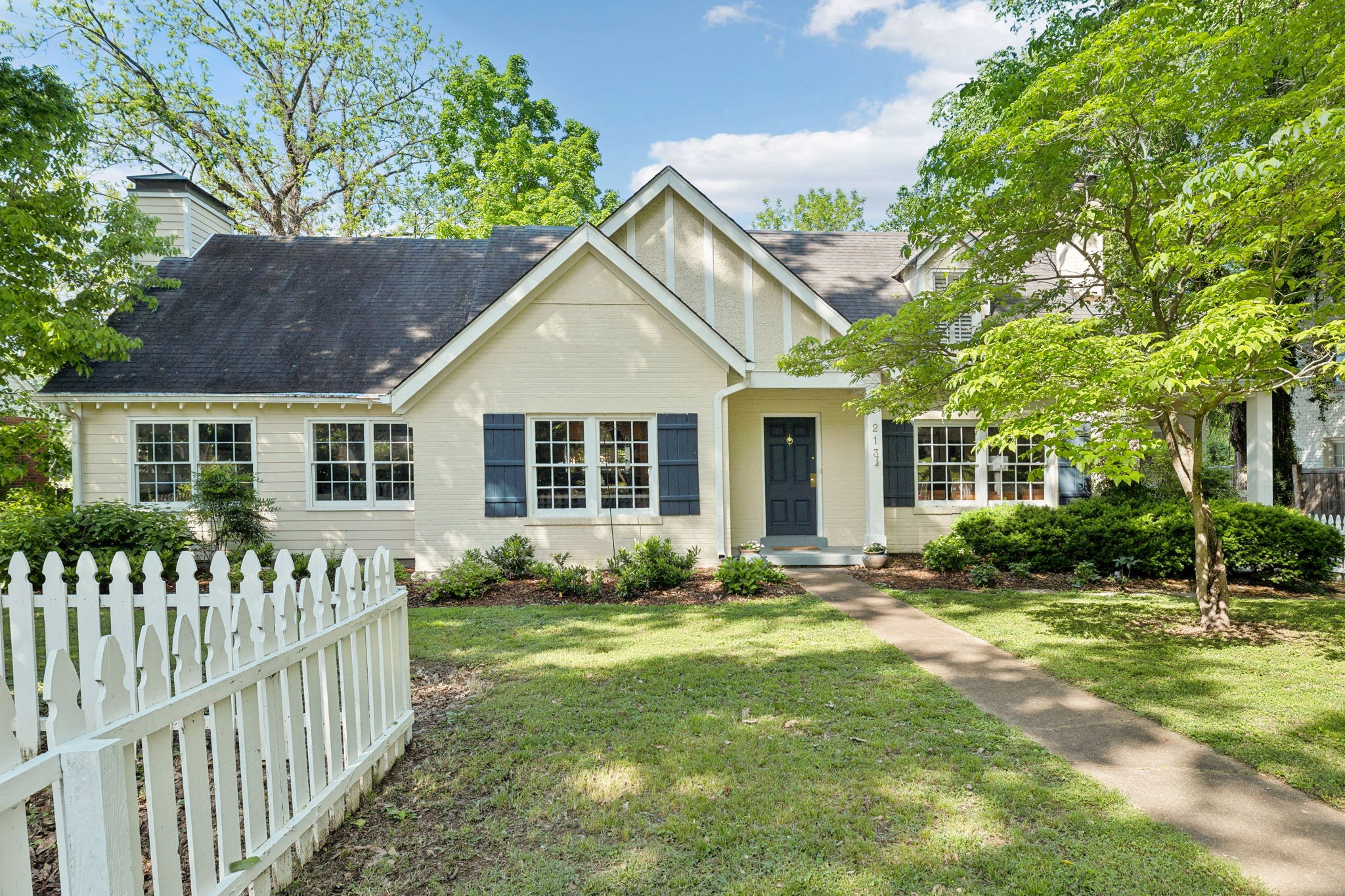 213 Cherokee Rd