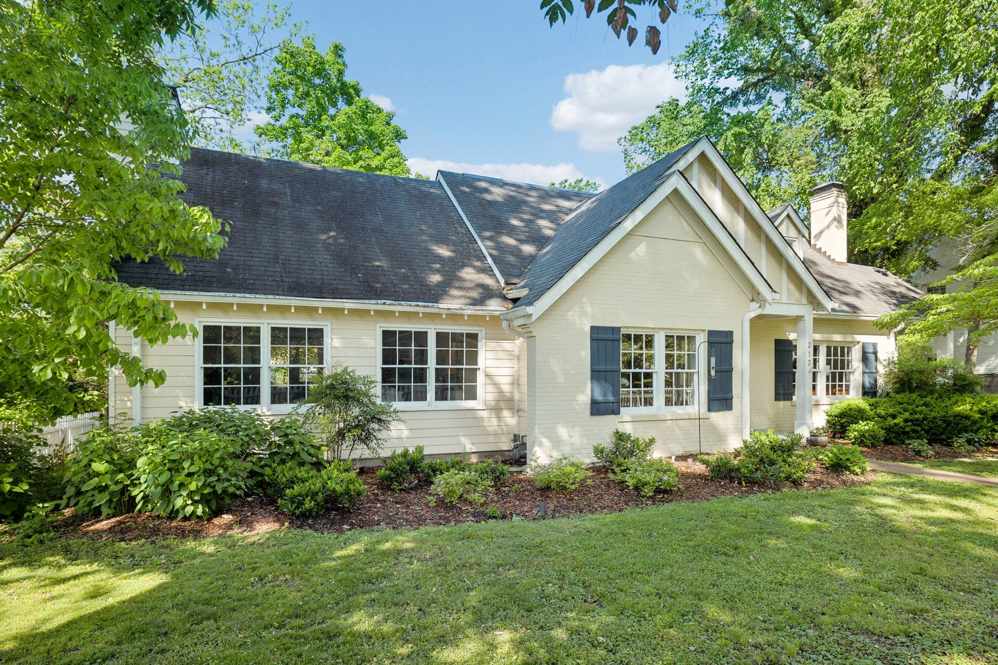 213 Cherokee Rd