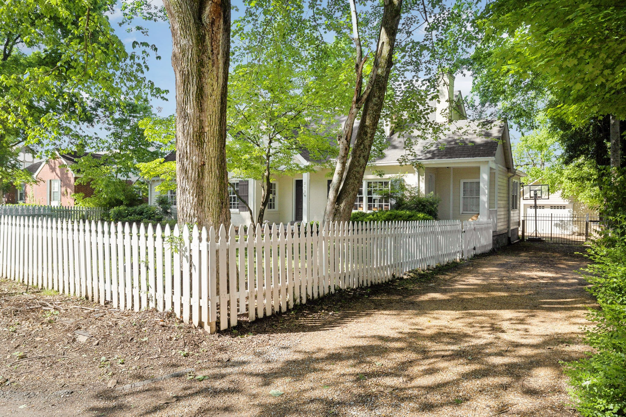 213 Cherokee Rd