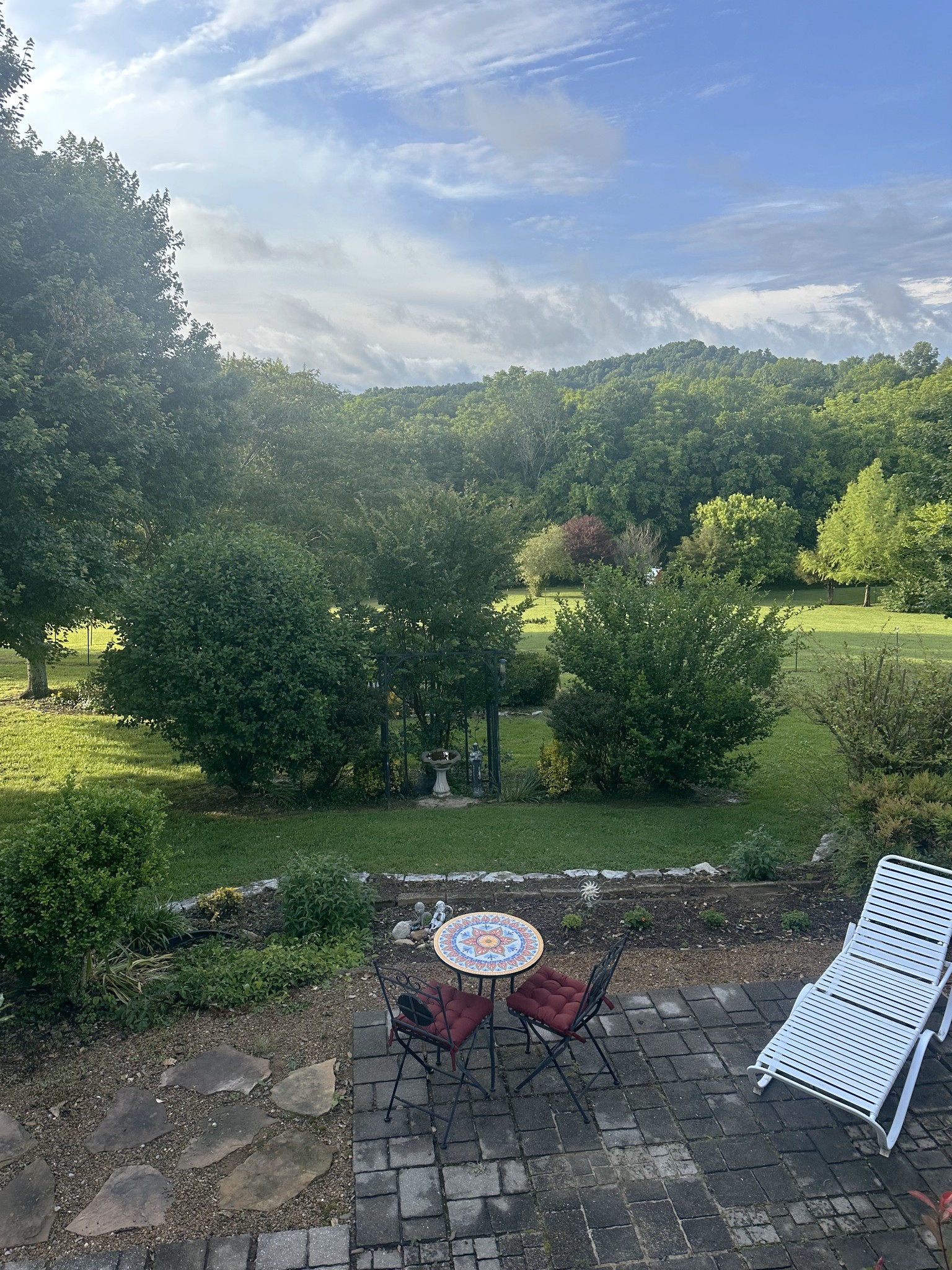 1224 Whiteside Hill Rd