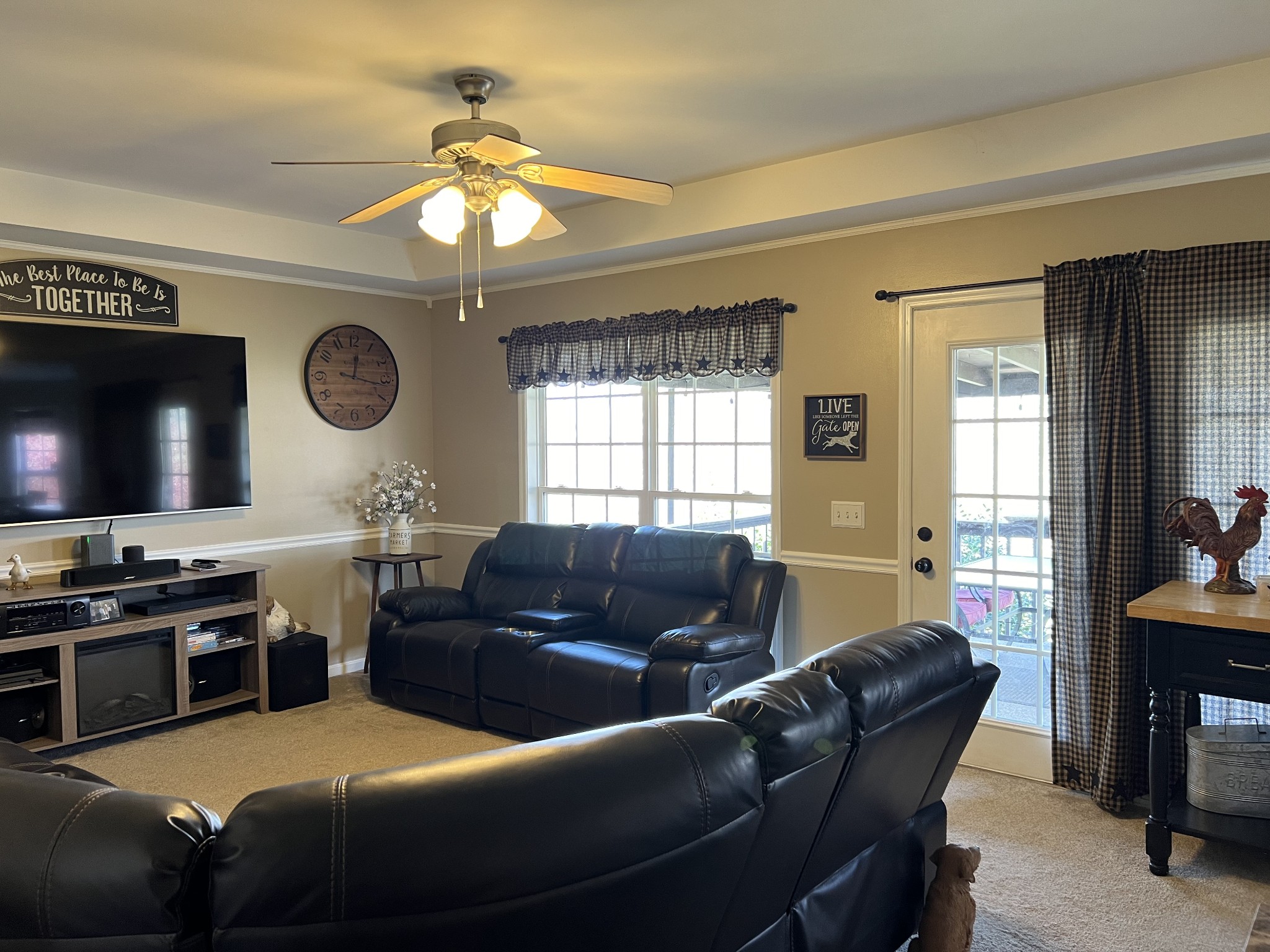 1224 Whiteside Hill Rd