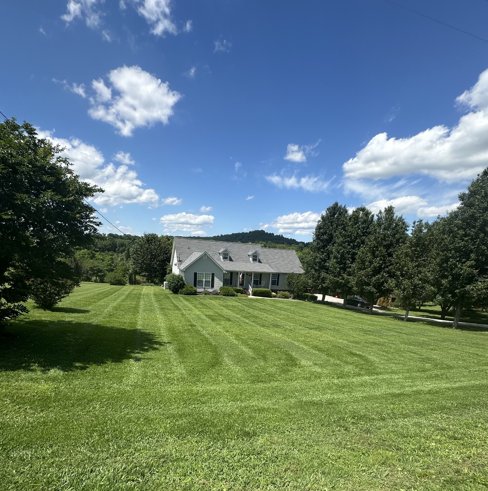 1224 Whiteside Hill Rd