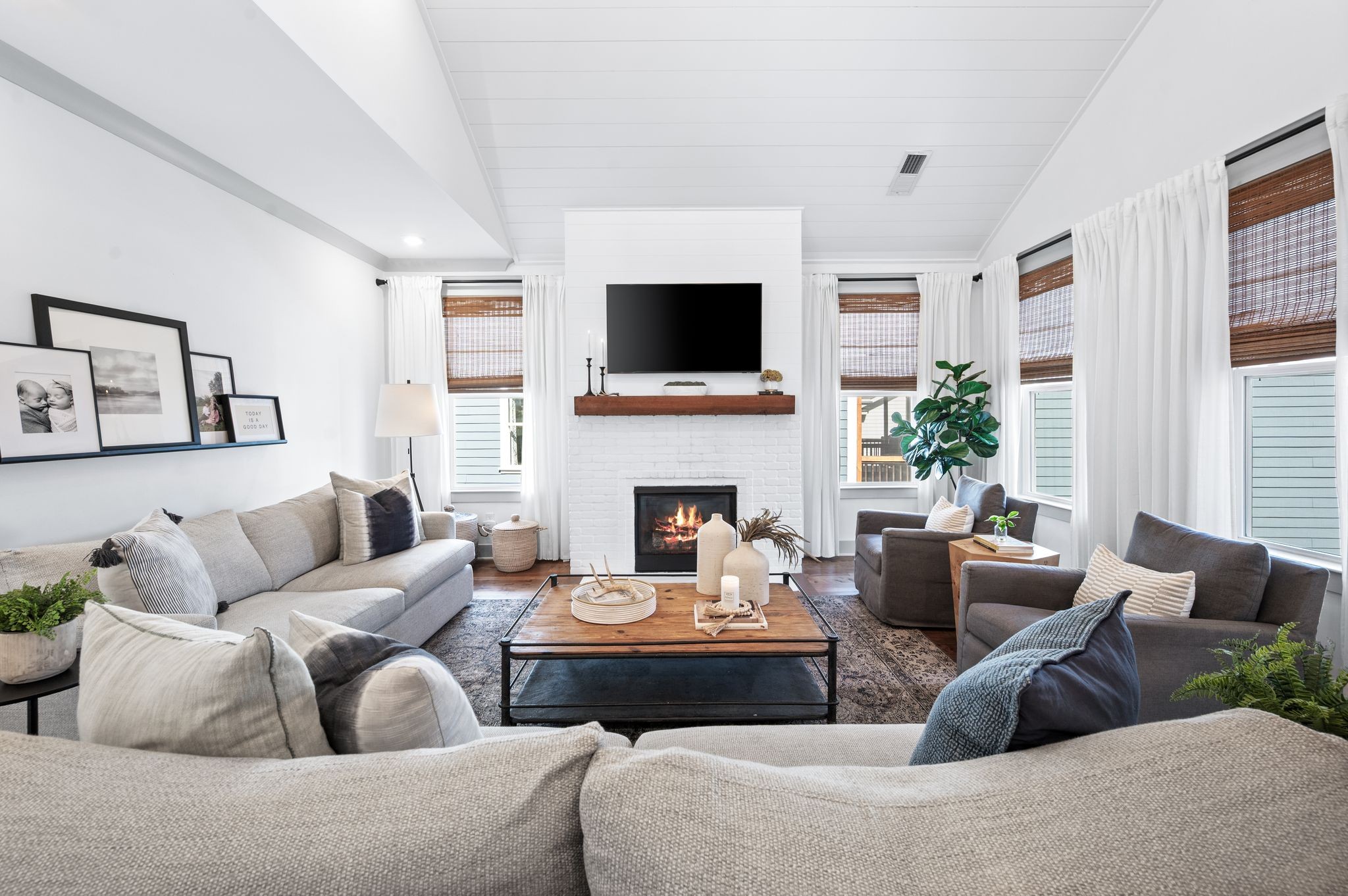 3216 Vinemont Dr