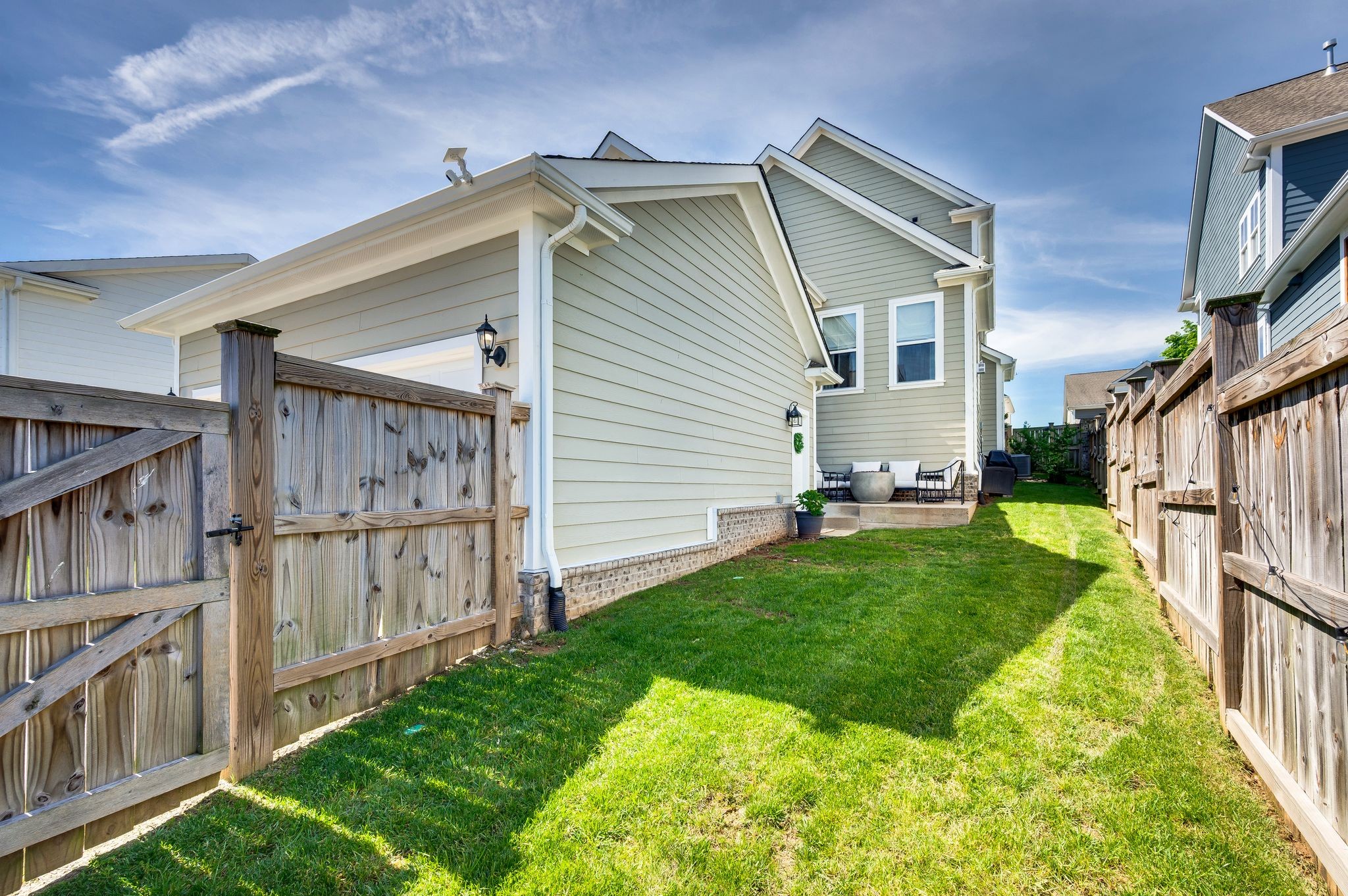 3216 Vinemont Dr