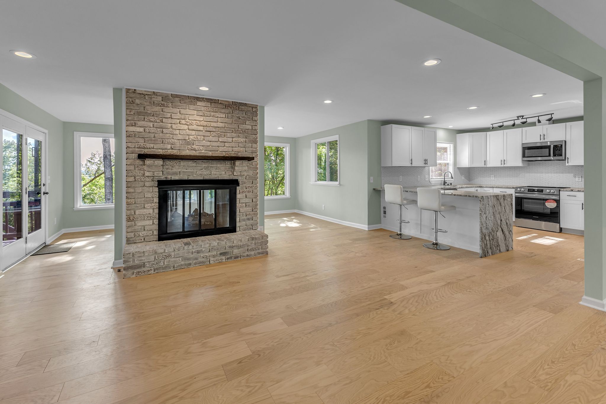 833 Stirrup Dr