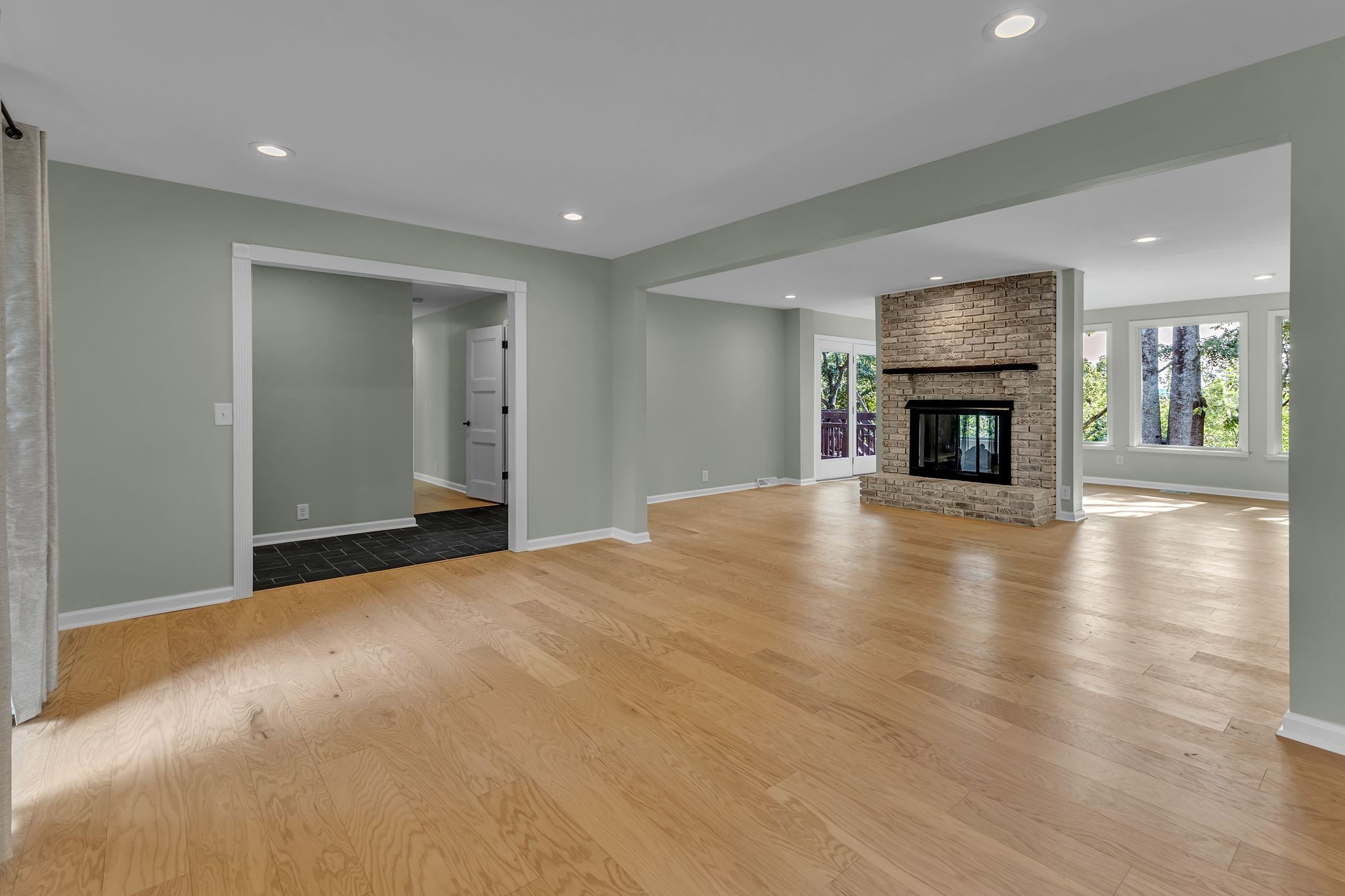 833 Stirrup Dr