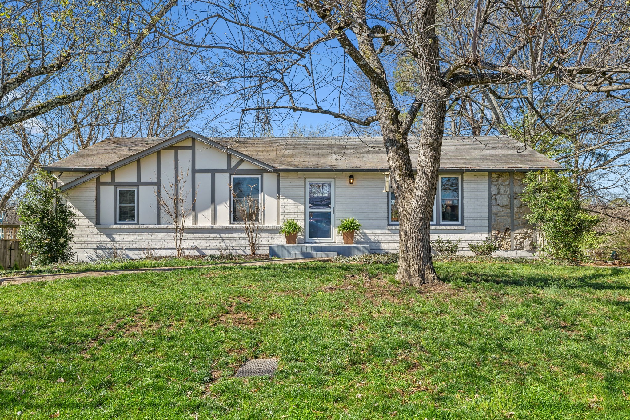 407 Wauford Dr