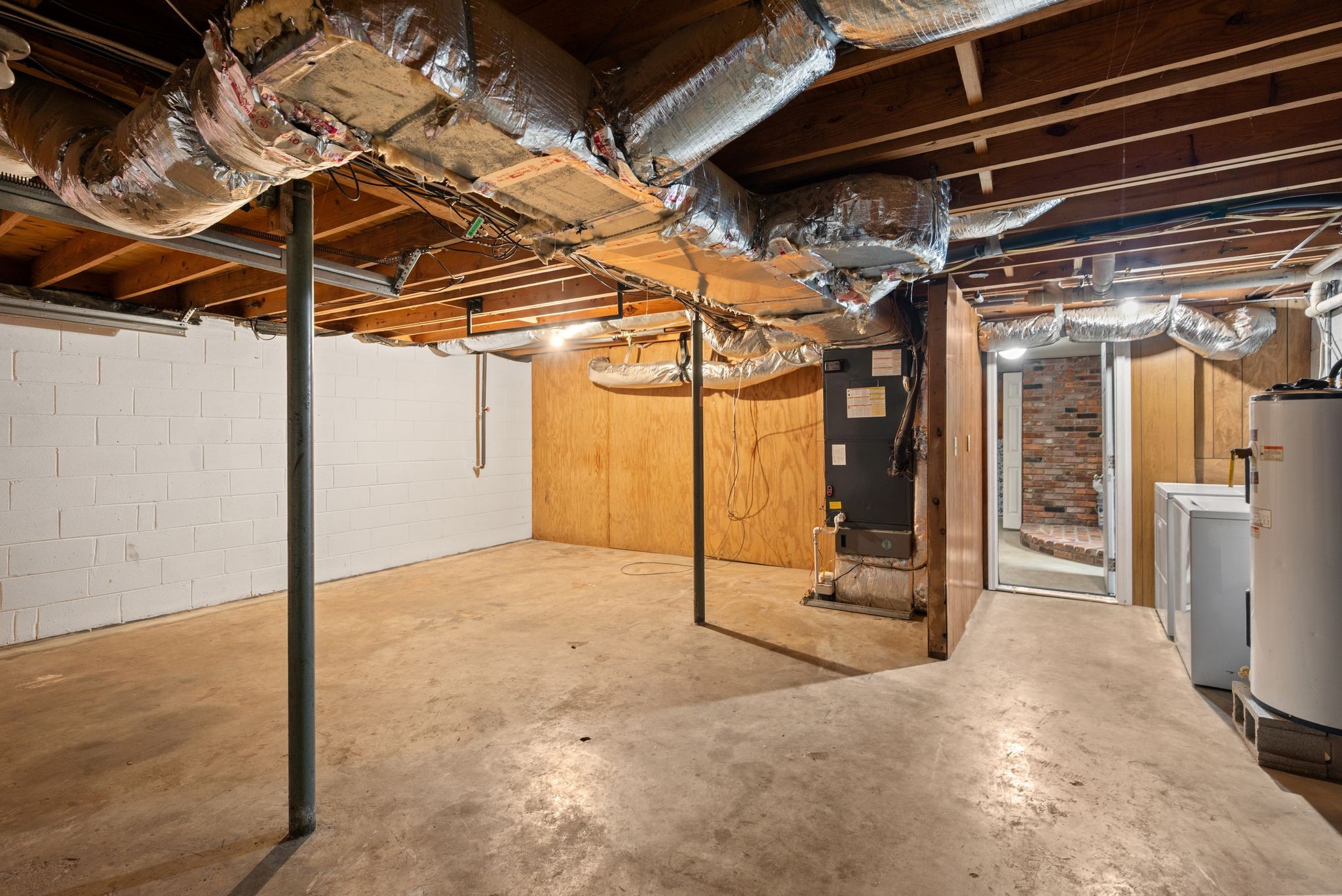 7108 Timberlane Dr