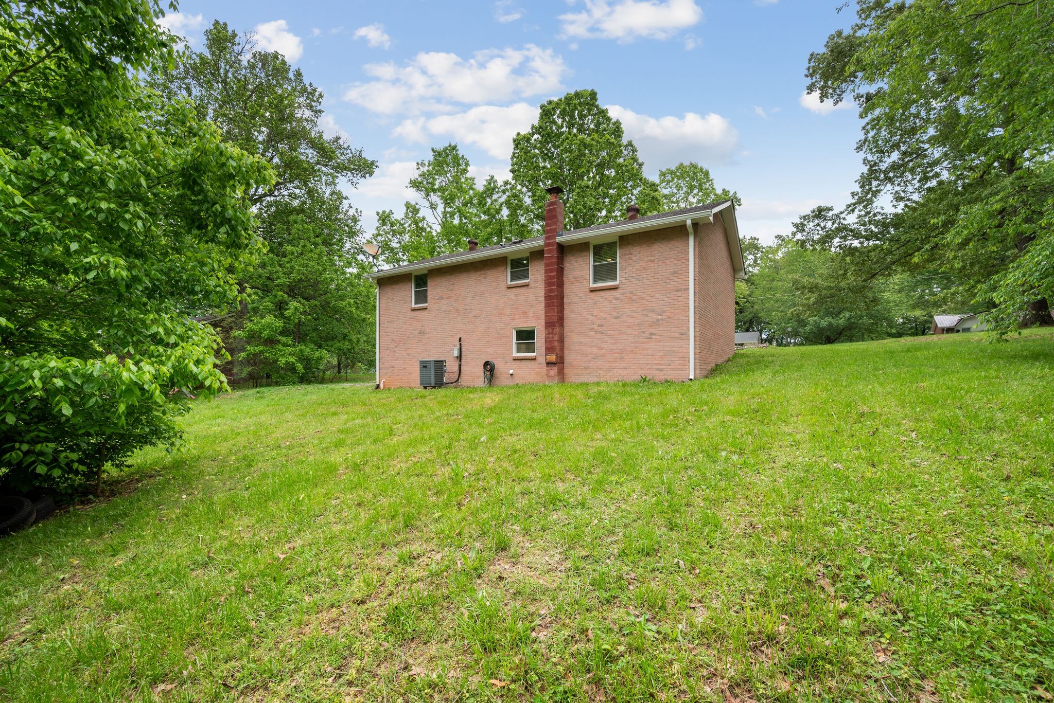 7108 Timberlane Dr