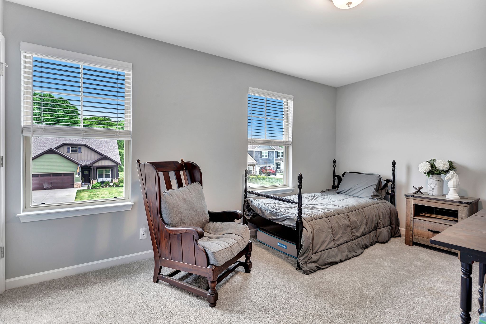3611 Stormy Ln