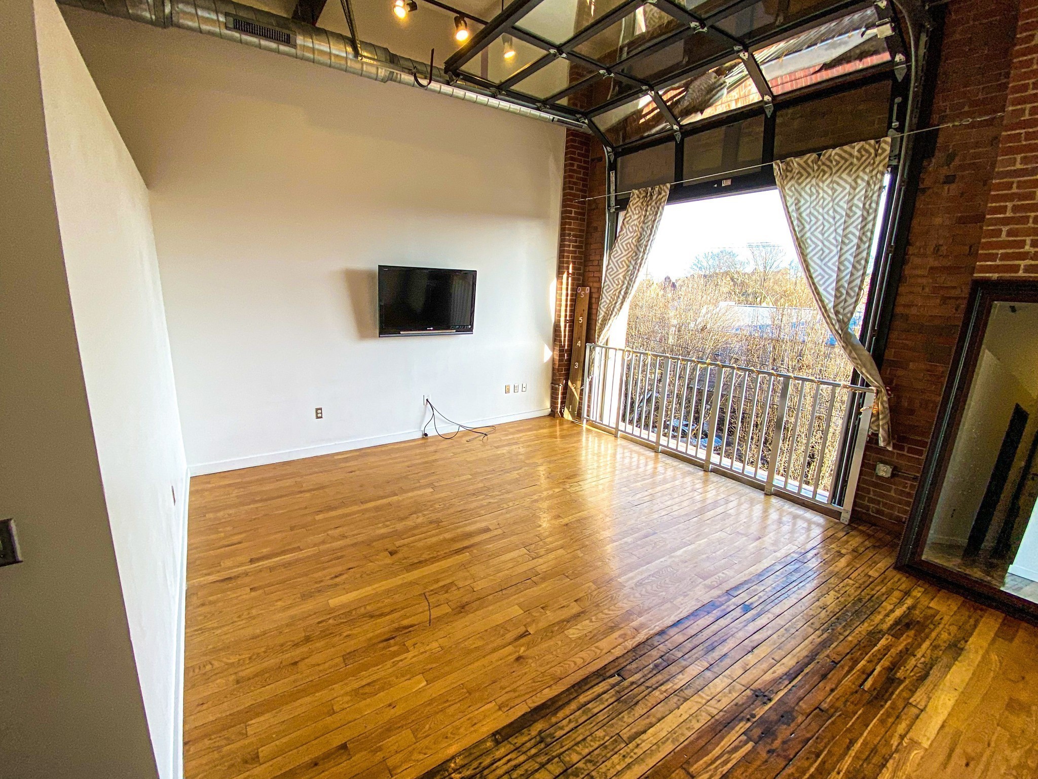 1350 Rosa L Parks Blvd Unit: 304