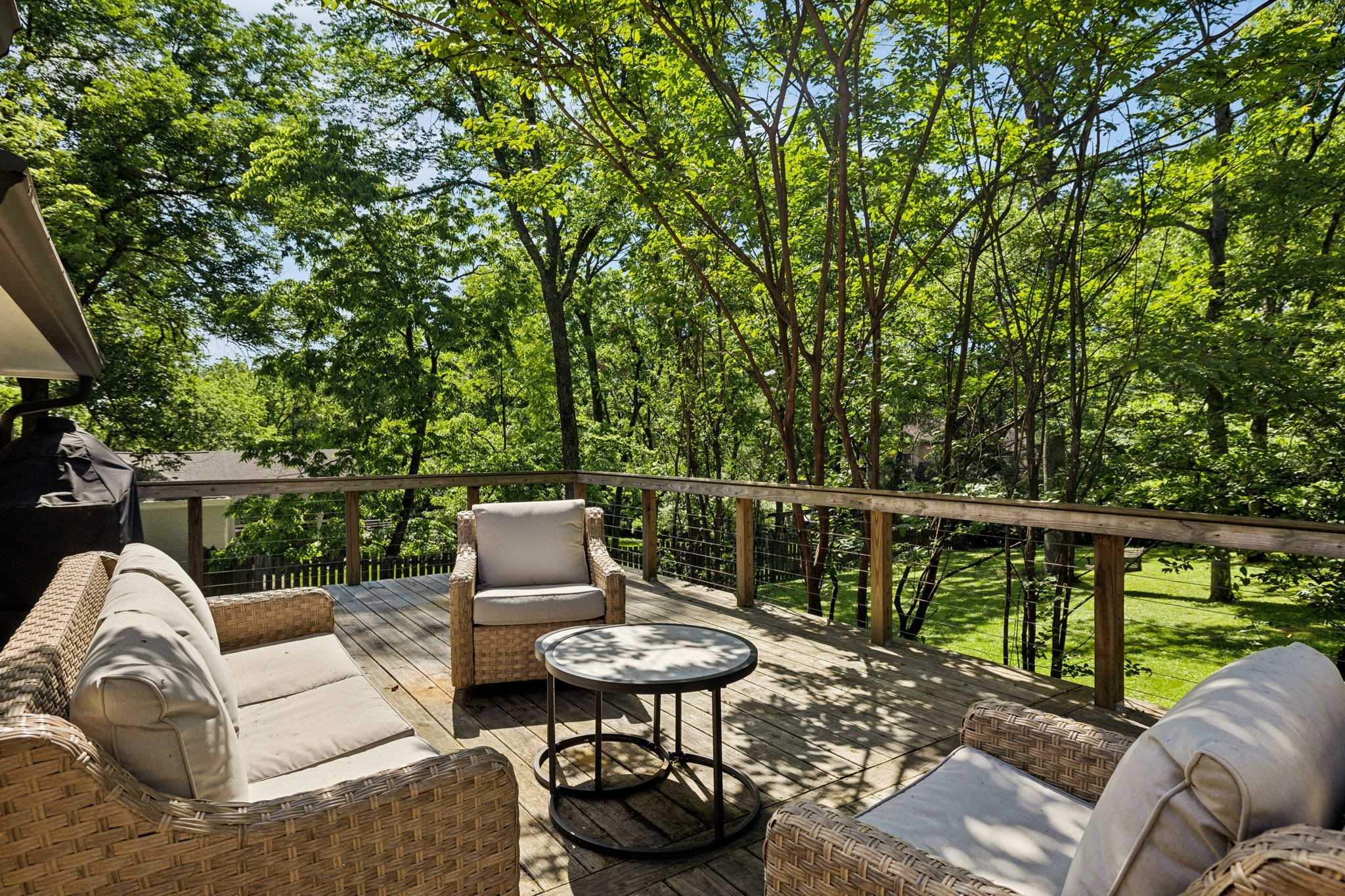 819 Forest Acres Dr