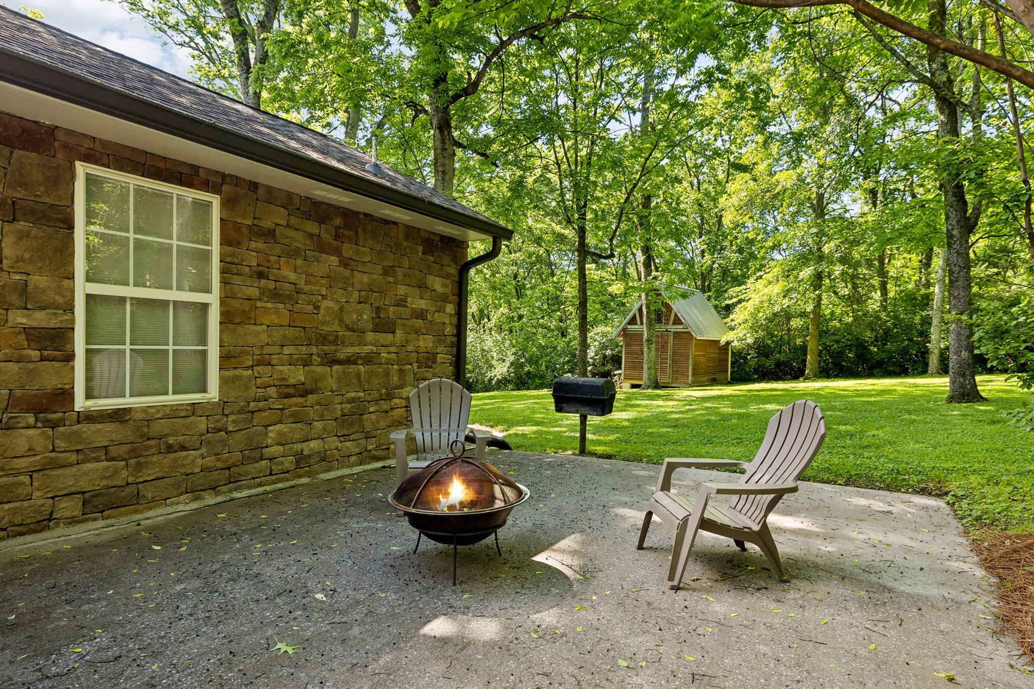 819 Forest Acres Dr