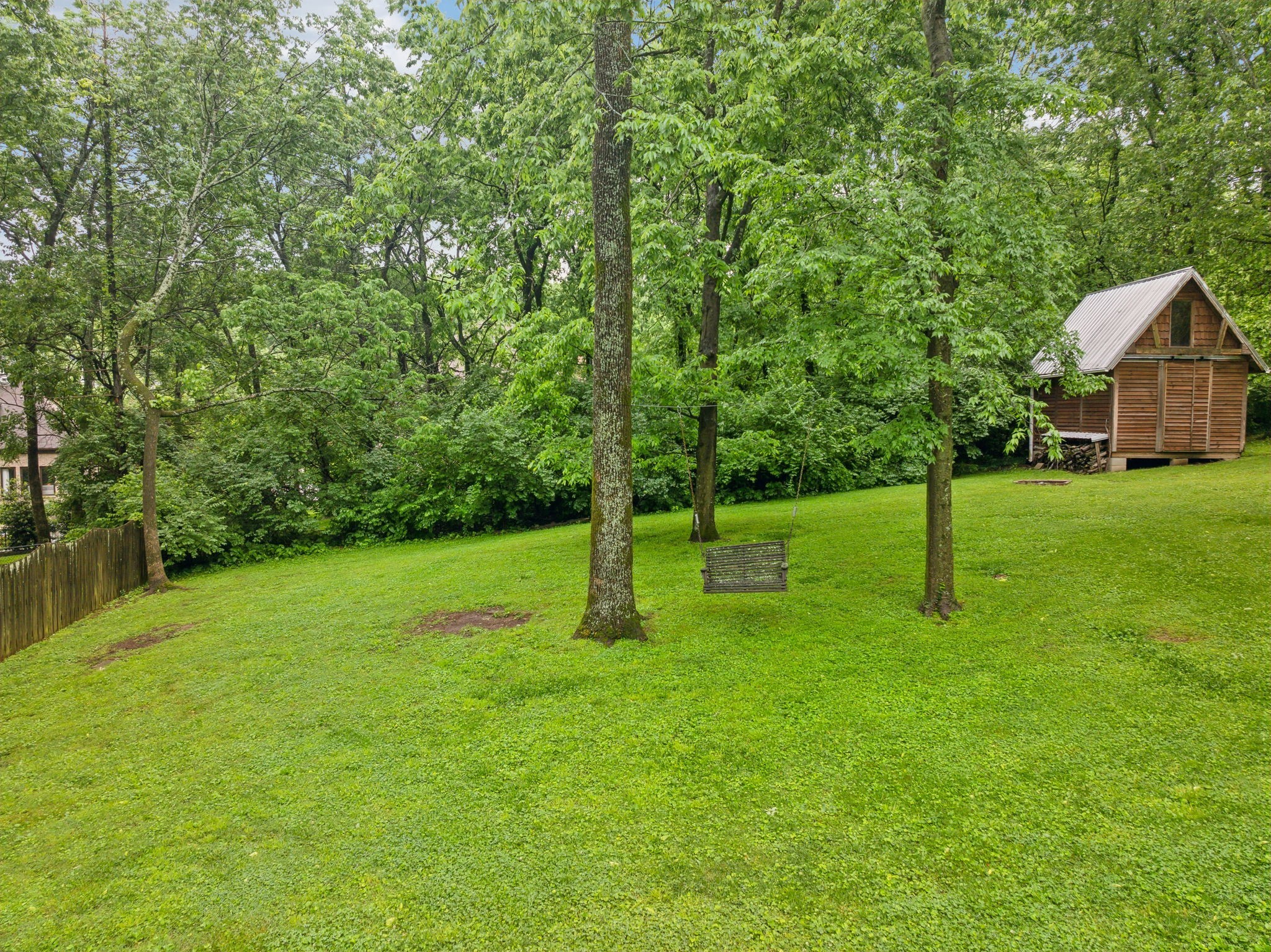 819 Forest Acres Dr