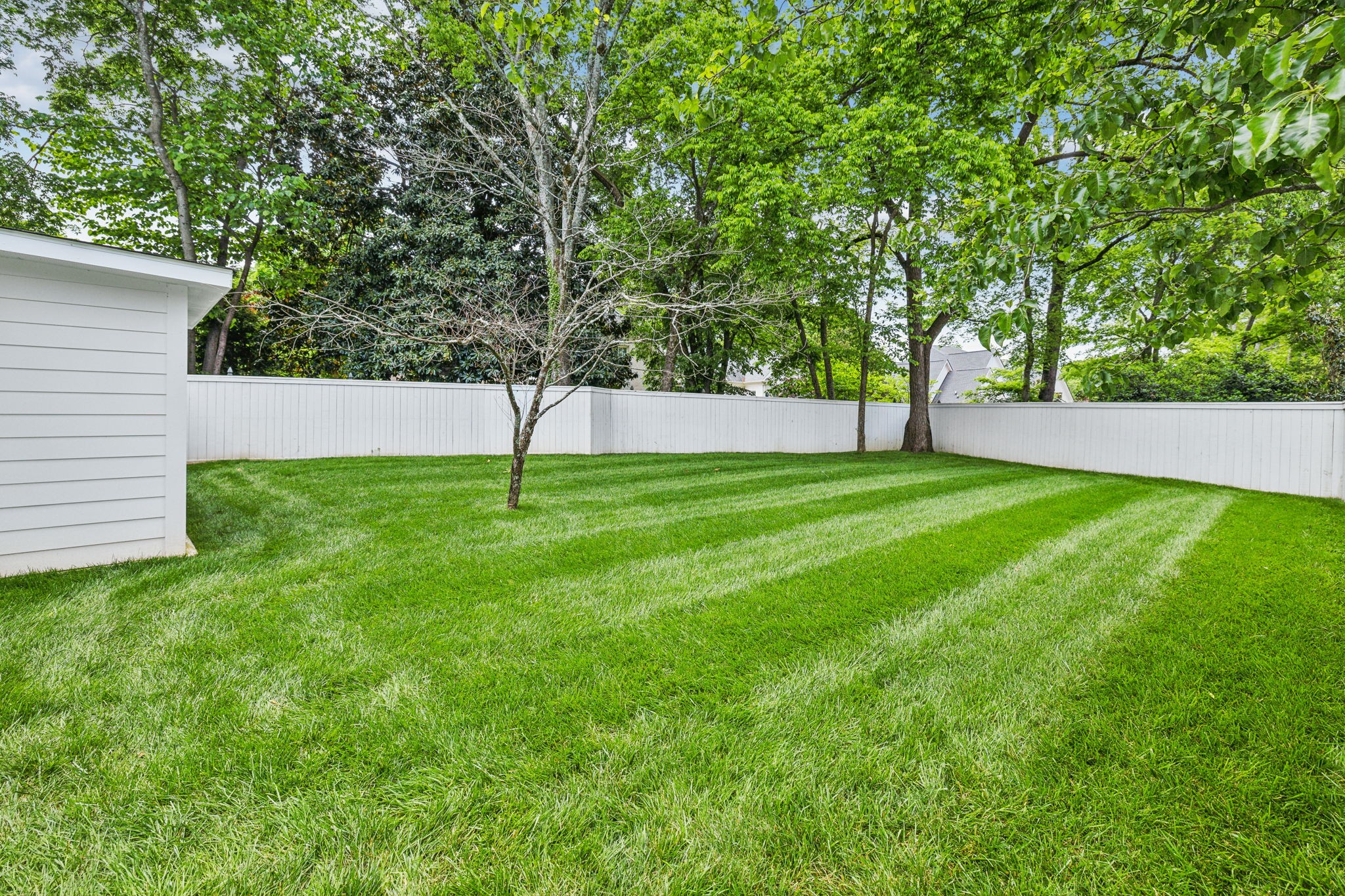 4027 Dorcas Ct