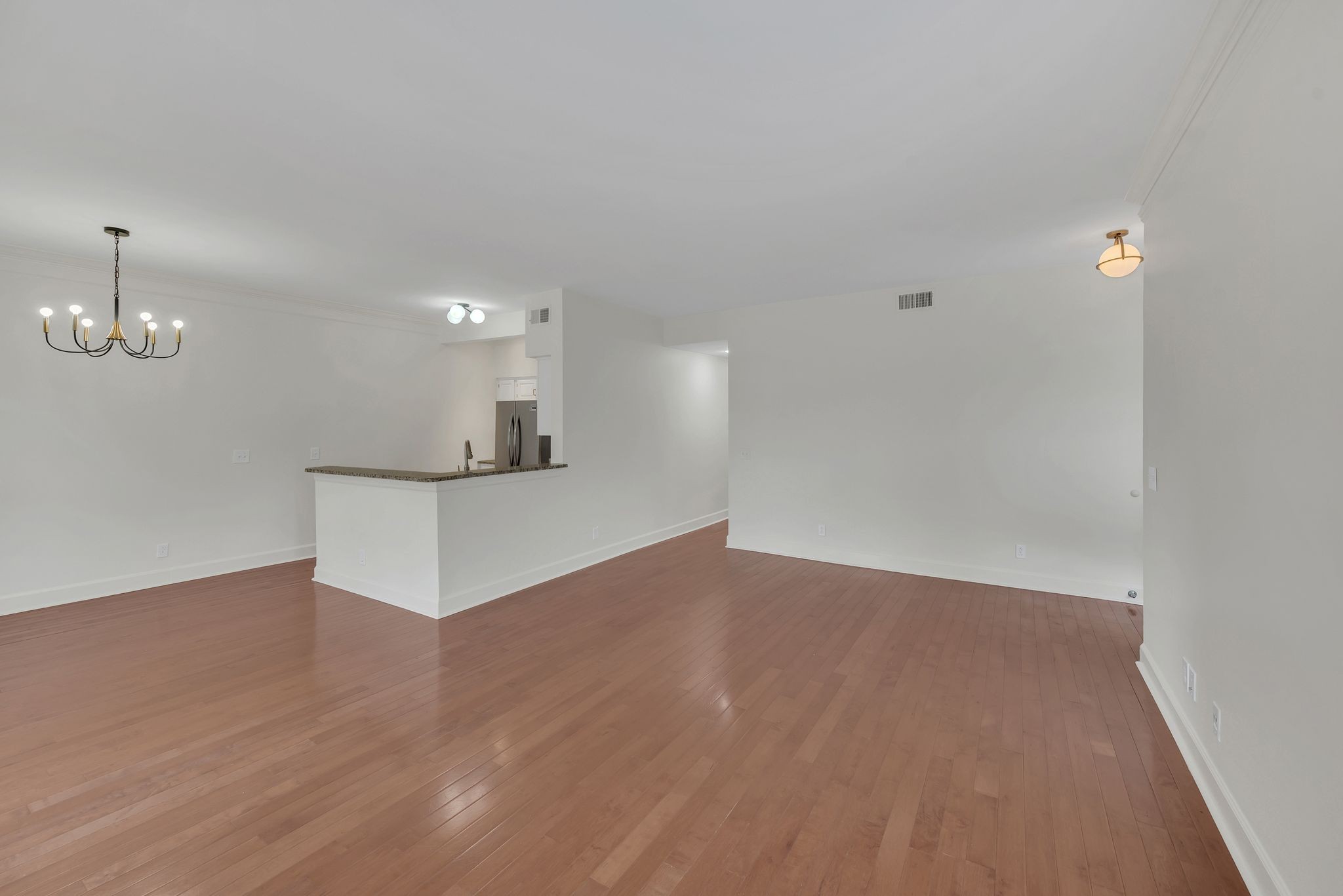 211 Boxmere Pl