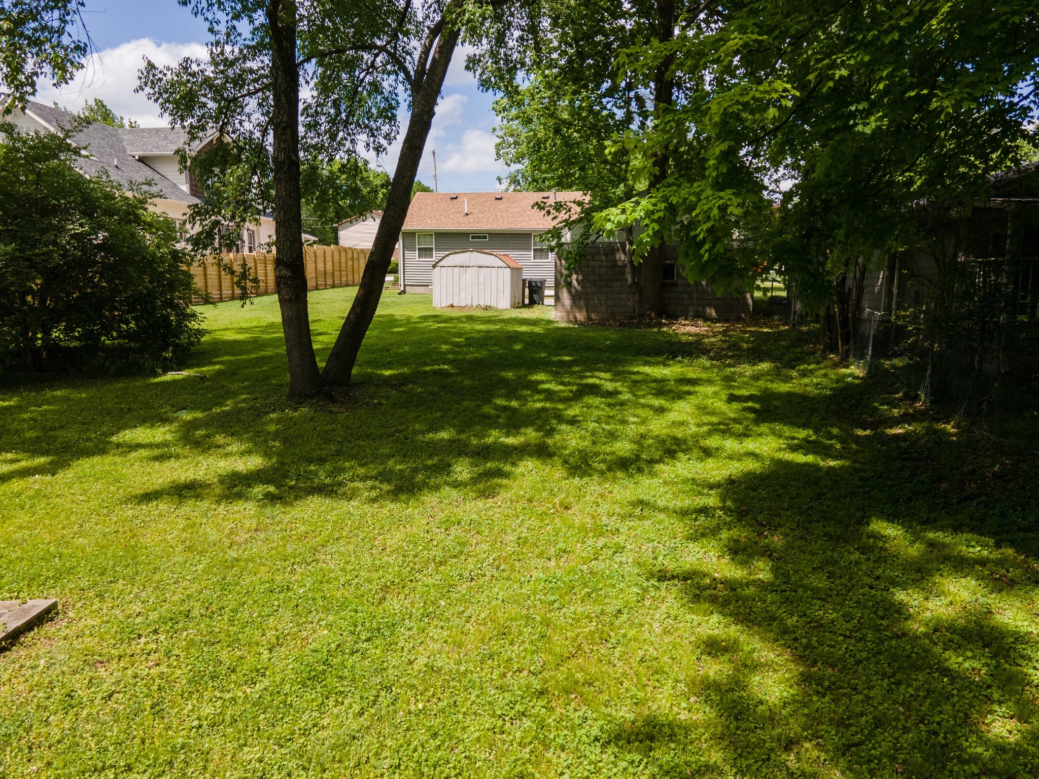 1112 Marion Ave