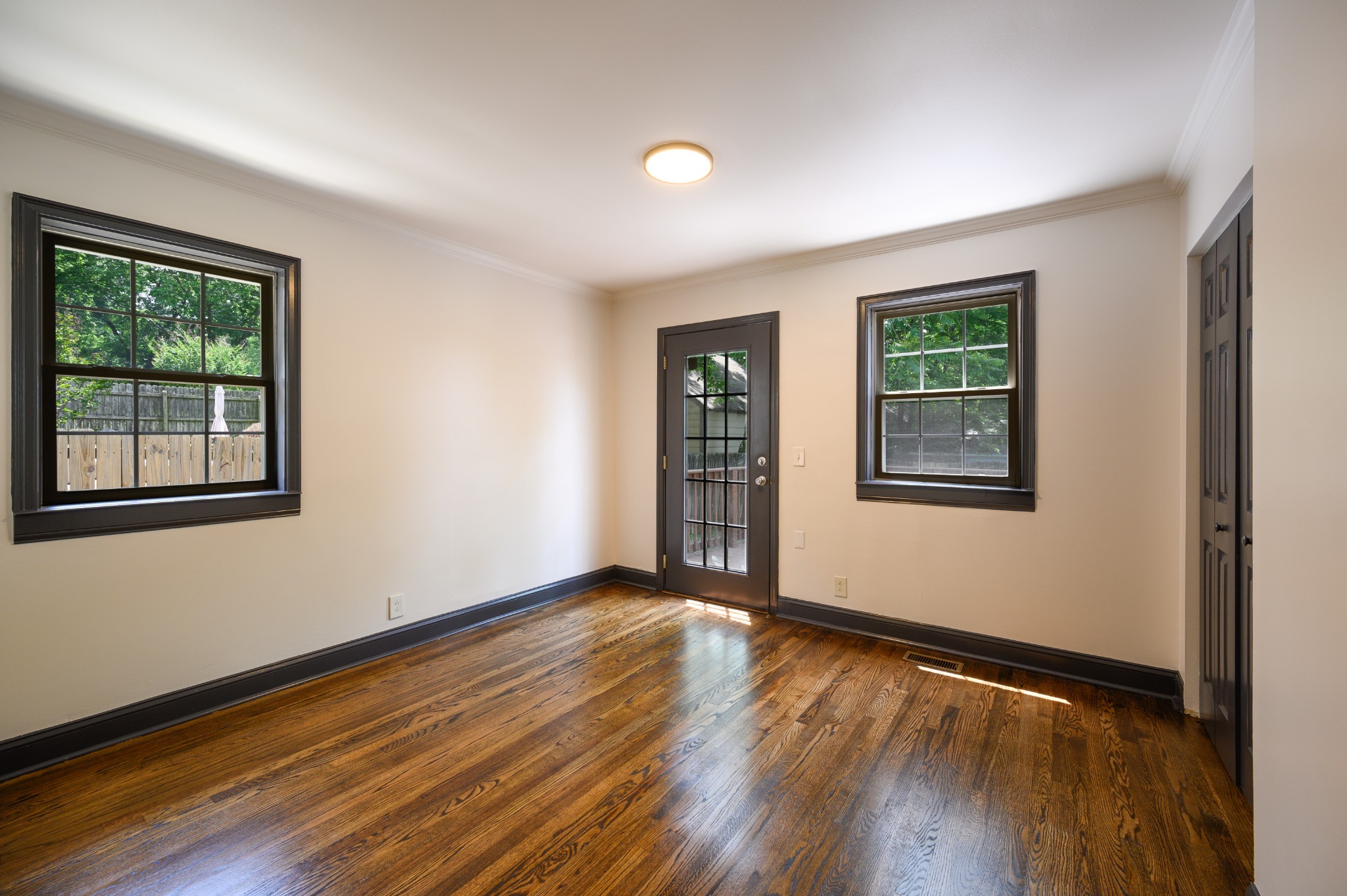 1510 Shelby Ave