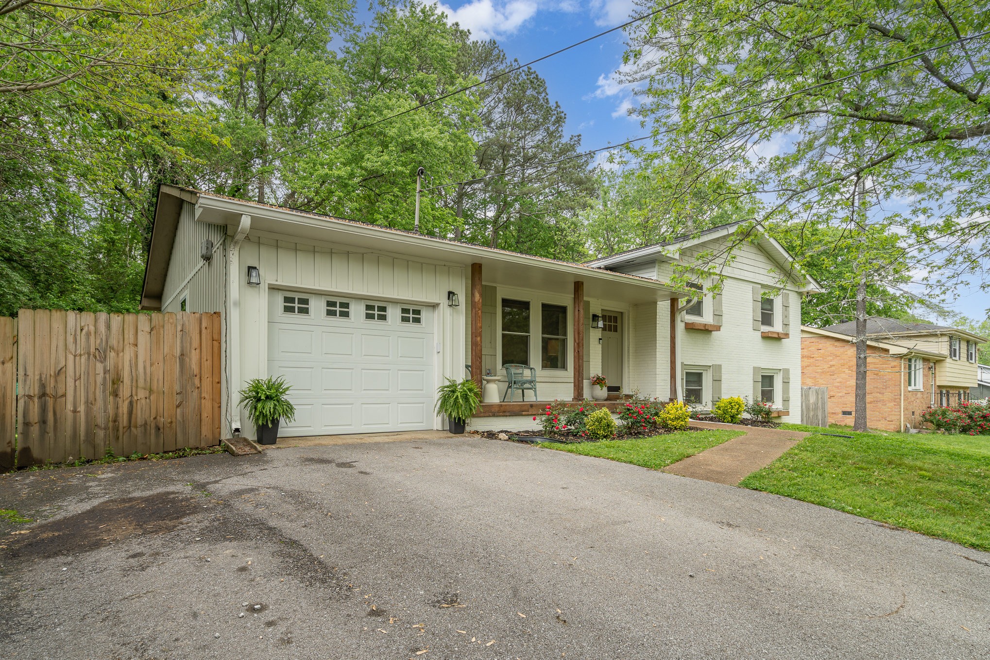 685 Brewer Dr