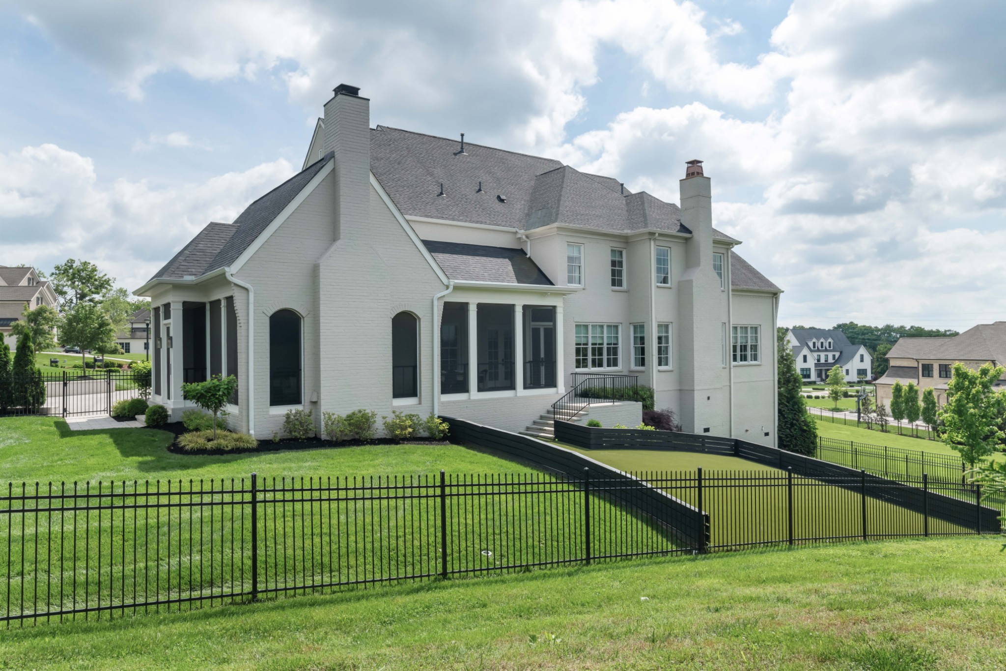 1401 Newhaven Dr