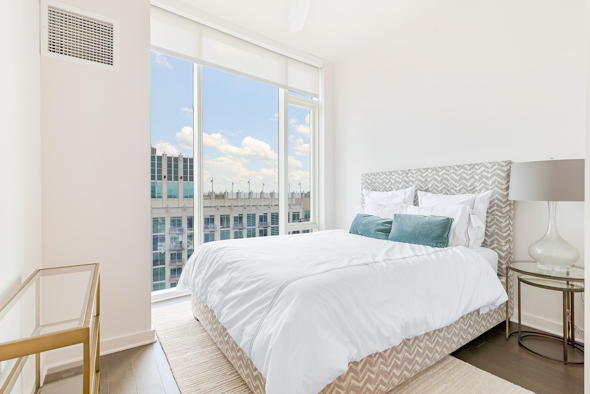 515 Church St Unit: 3104