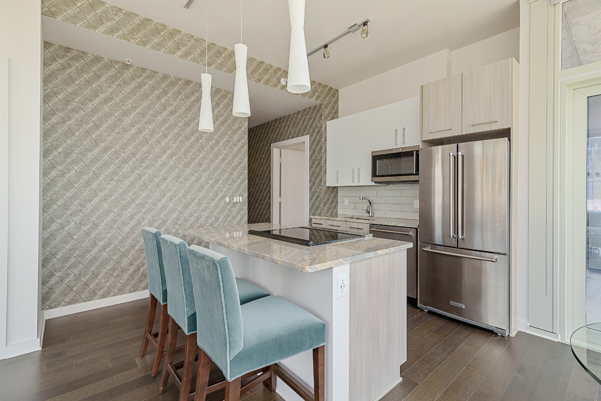 515 Church St Unit: 3104
