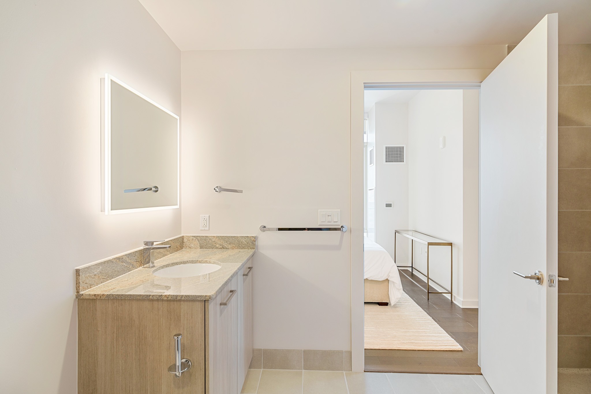 515 Church St Unit: 3104