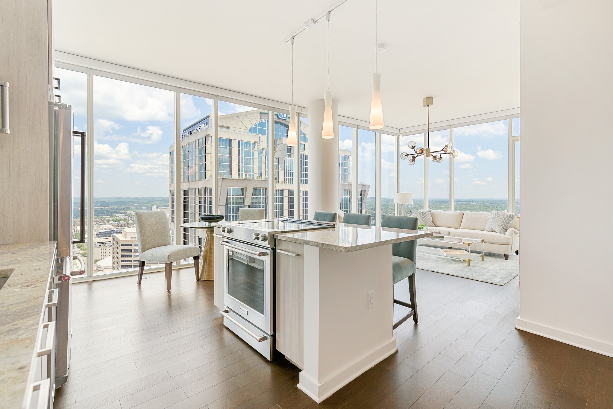 515 Church St Unit: 3104
