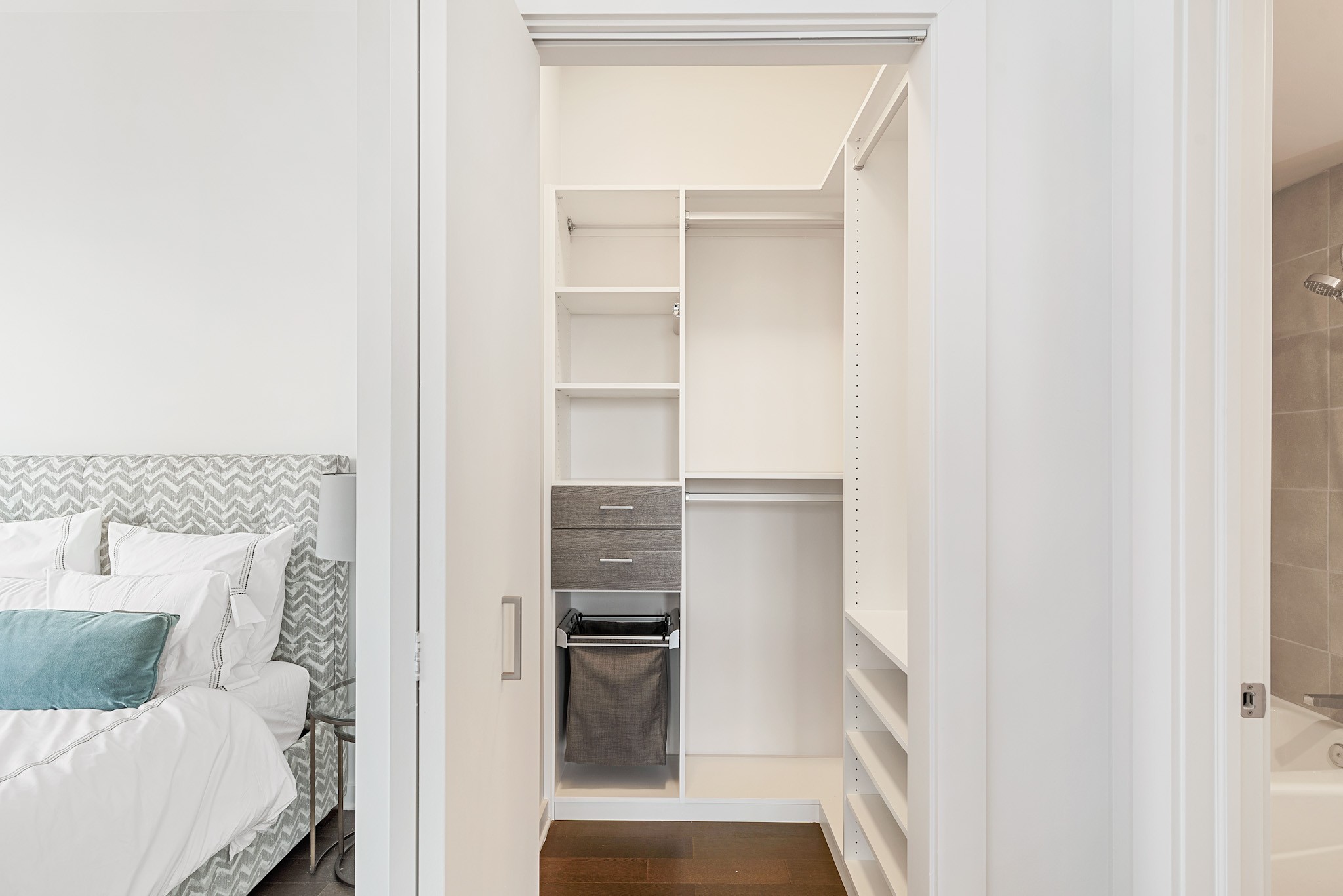 515 Church St Unit: 3104