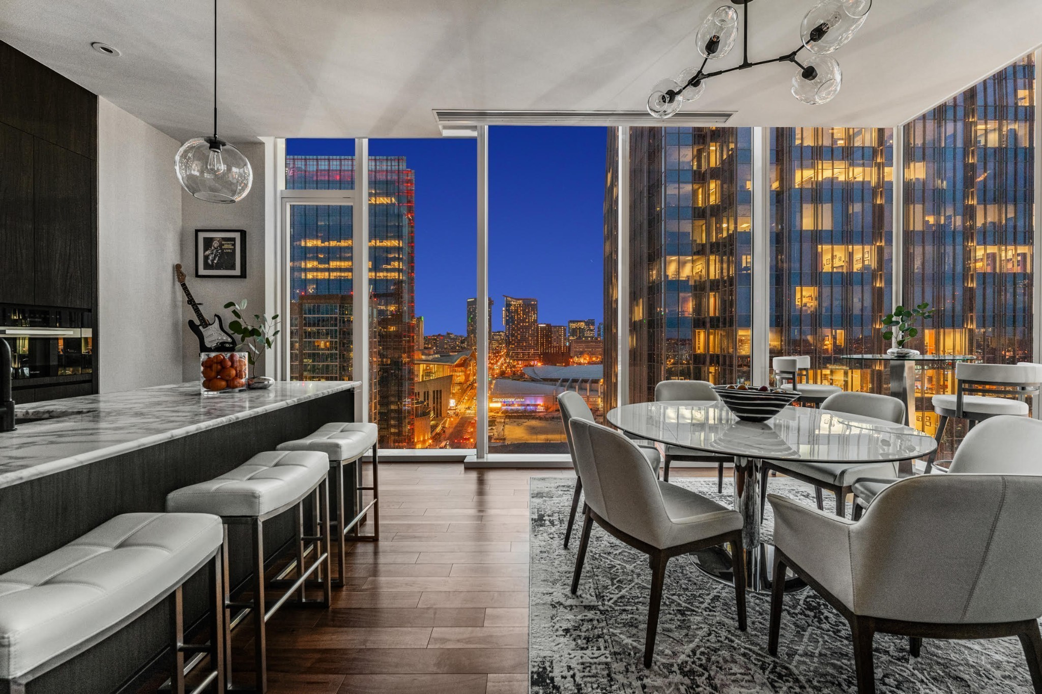 160 2nd Ave, S Unit: 1501