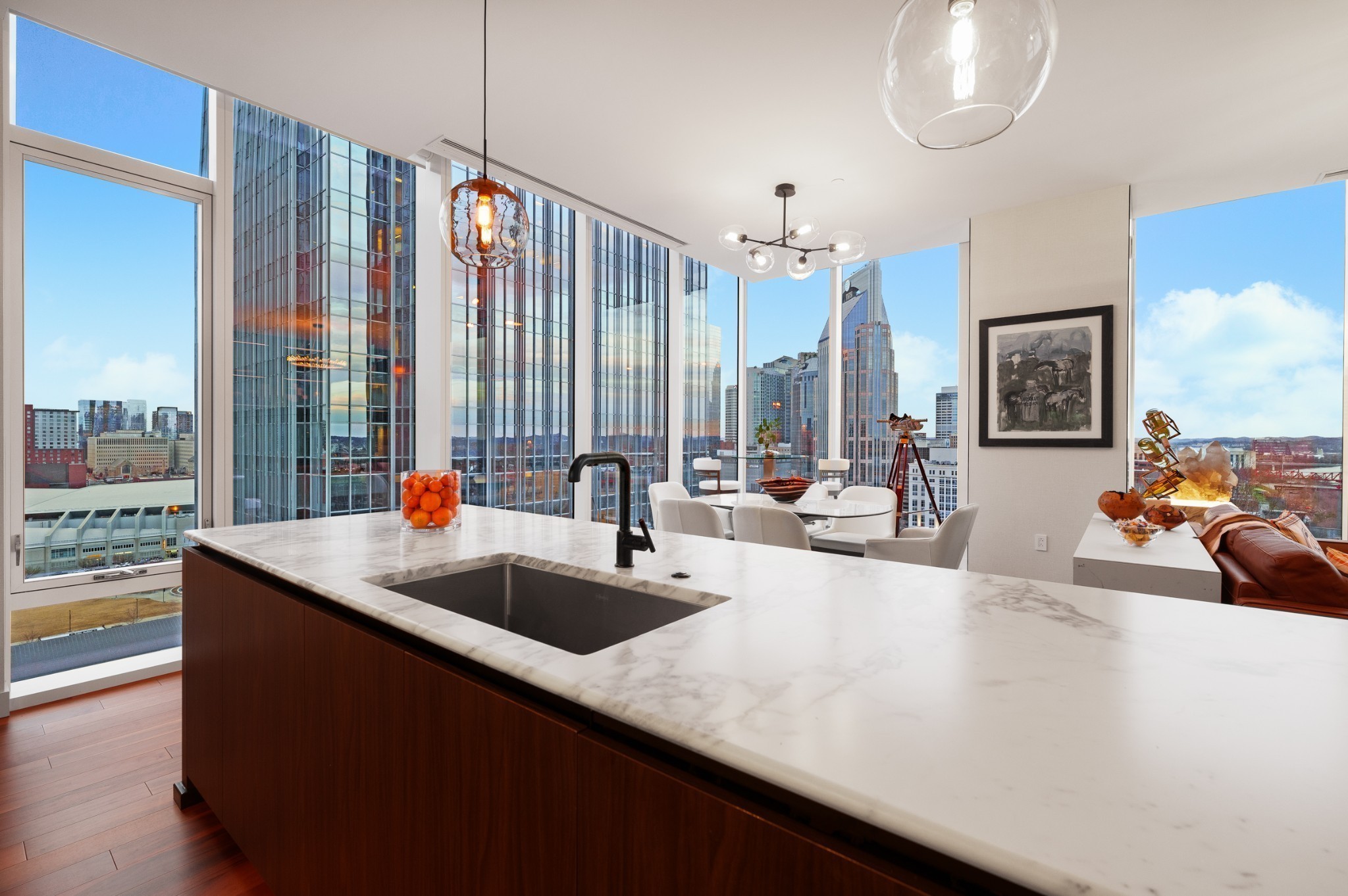 160 2nd Ave, S Unit: 1501