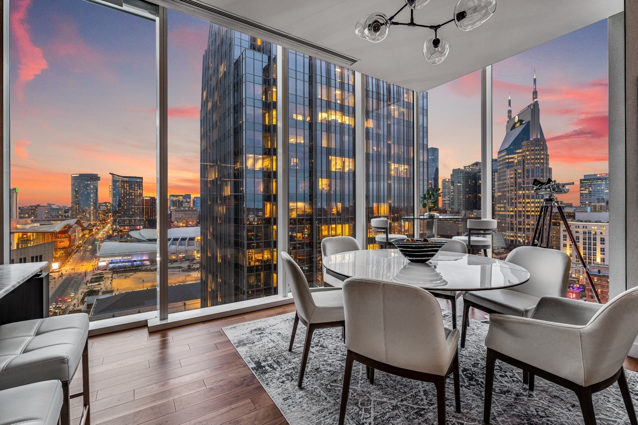 160 2nd Ave, S Unit: 1501