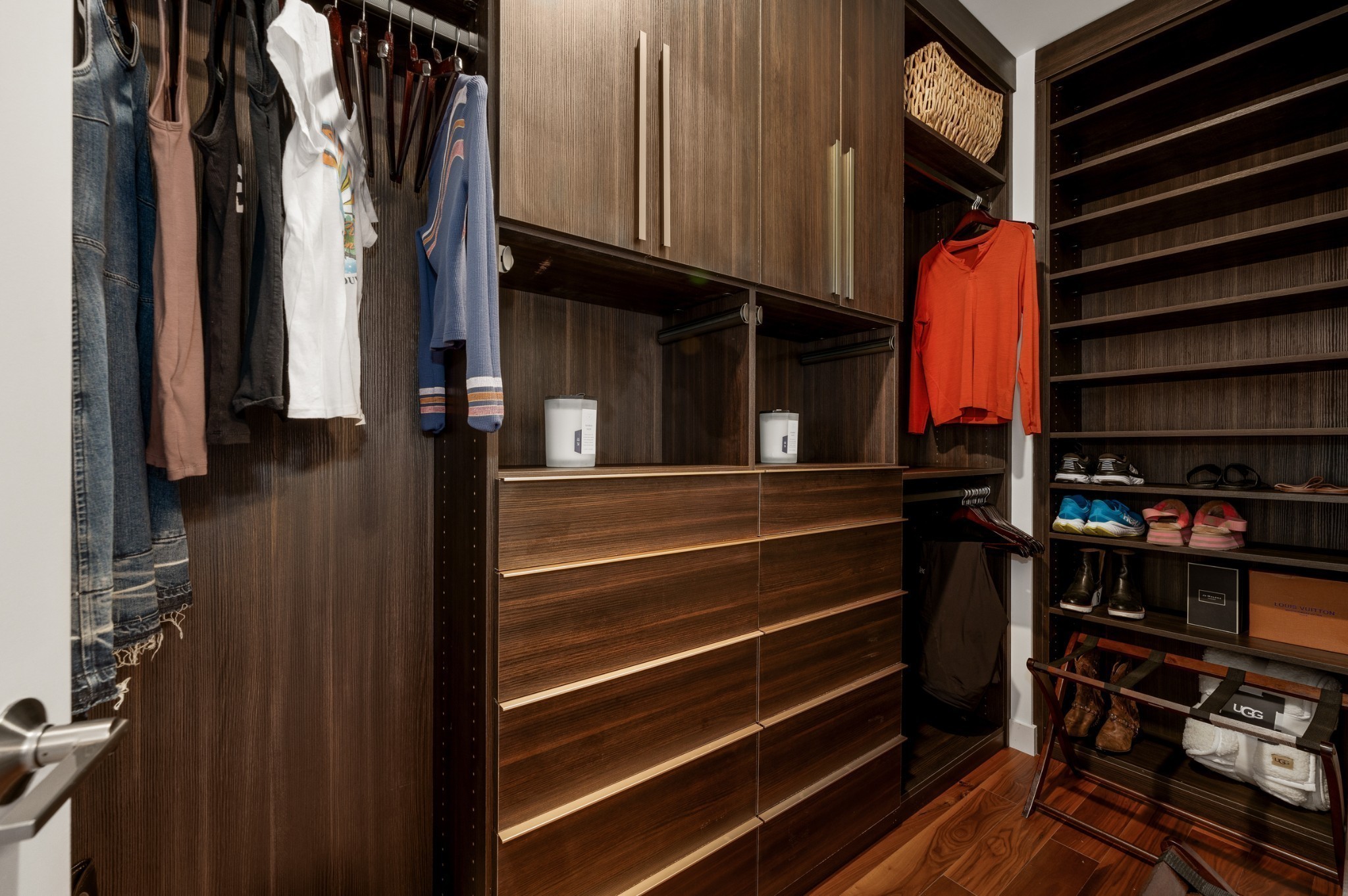 160 2nd Ave, S Unit: 1501